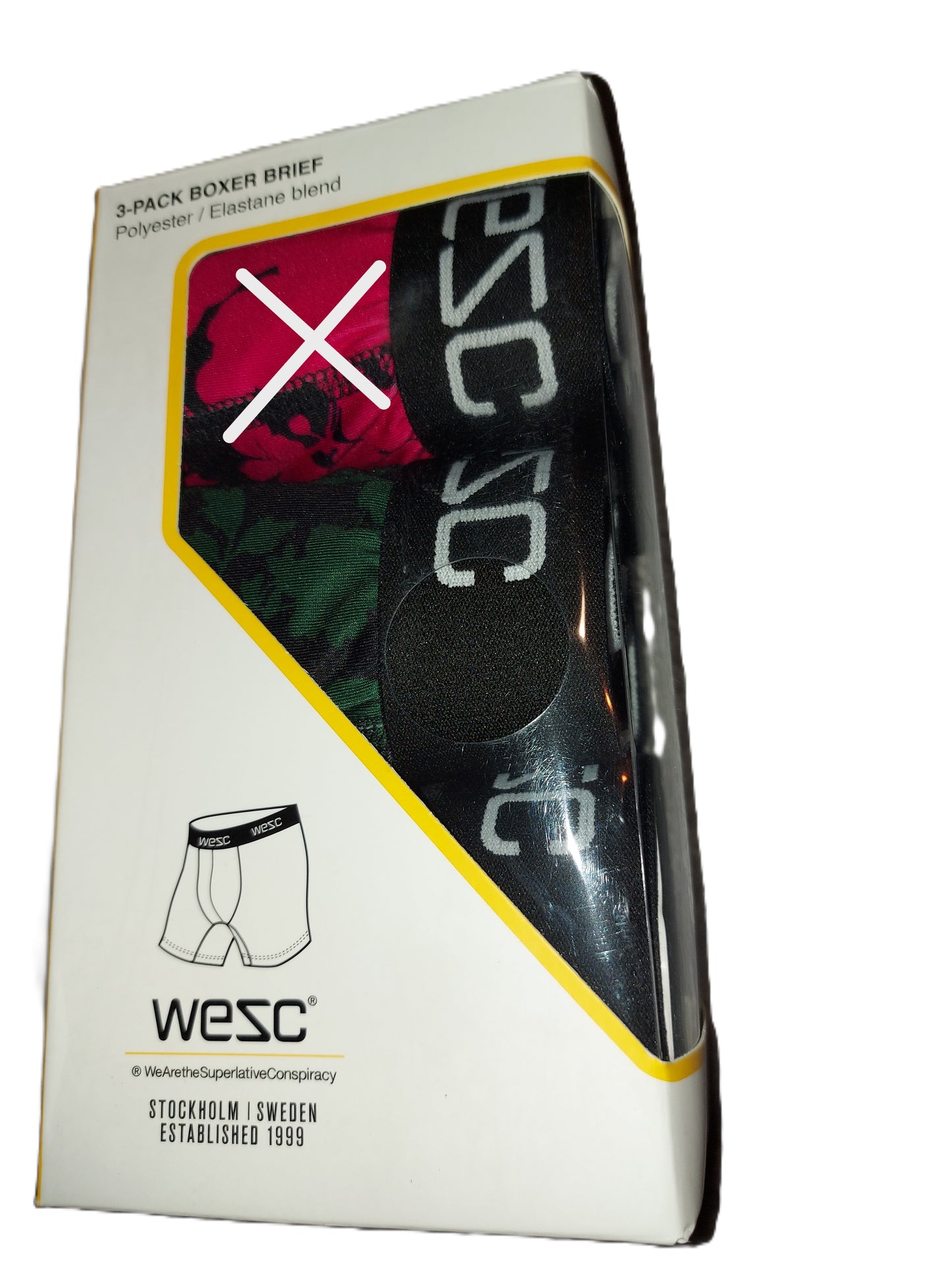 ,,WESC" trumpikės.