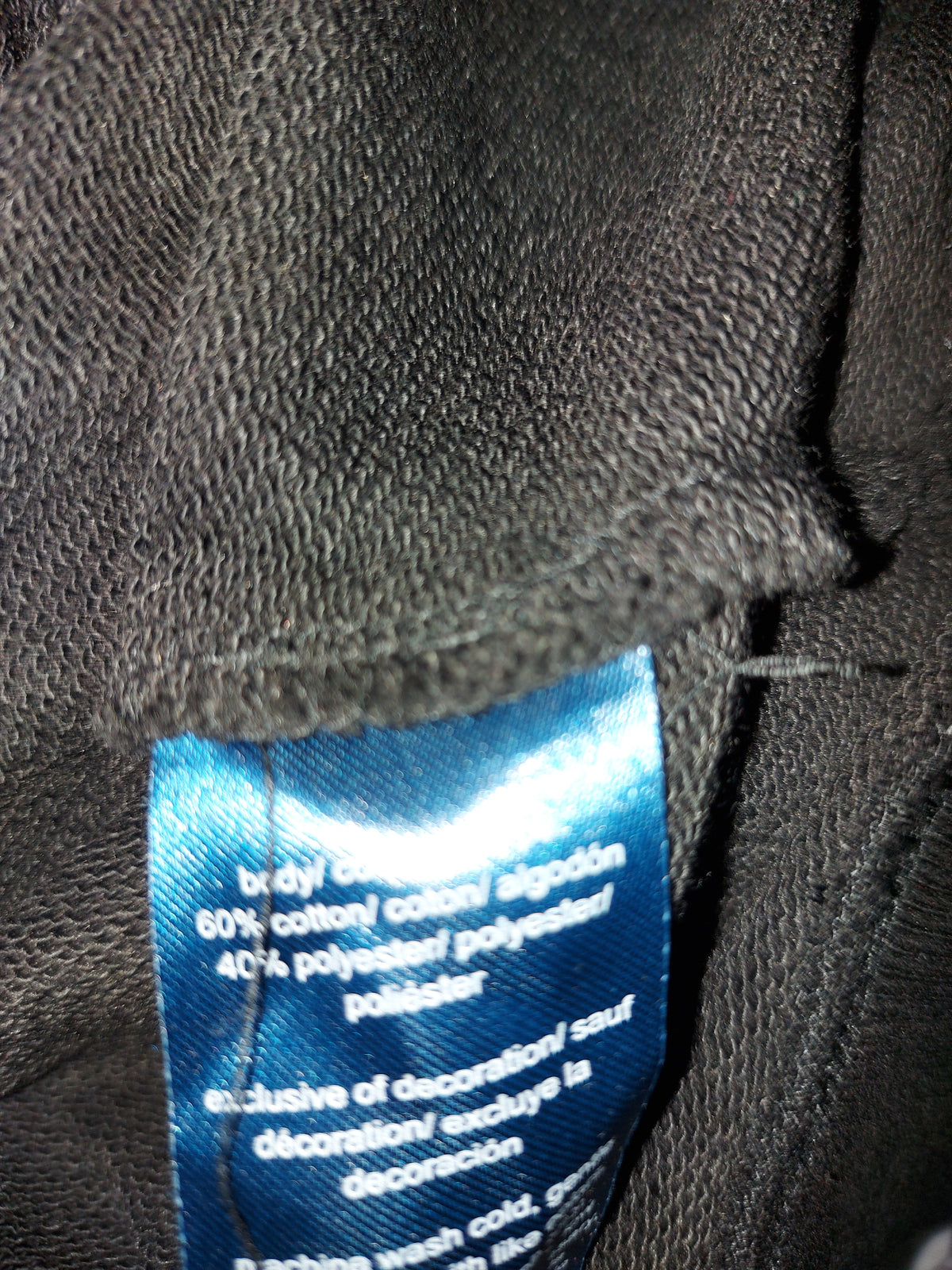 ,,TOMMY JEANS" nestoras džemperis puoštas kristaliukais.