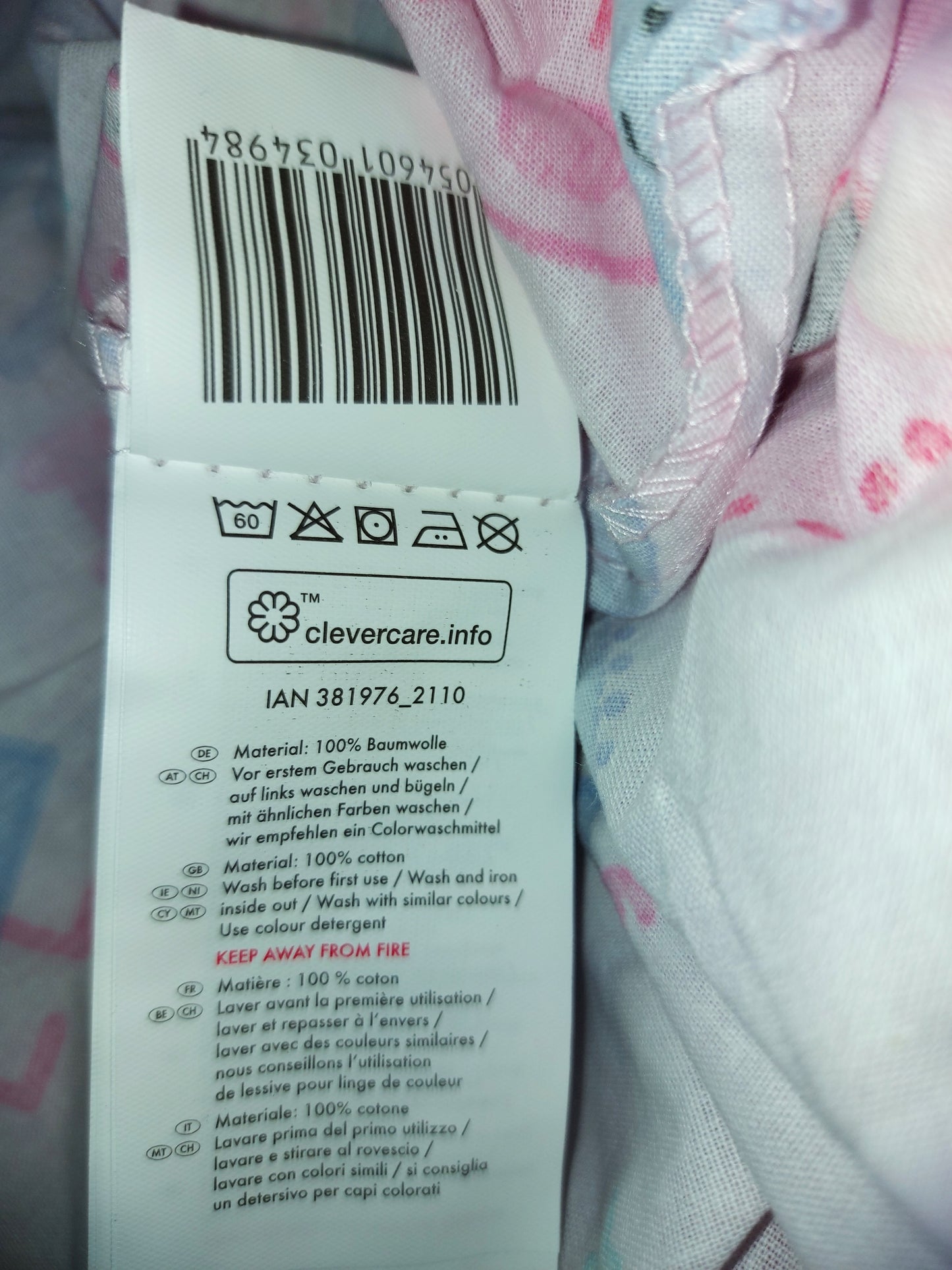 ,,PeppaPig" medvilninė paklodė su gumom (90-100/200/25).