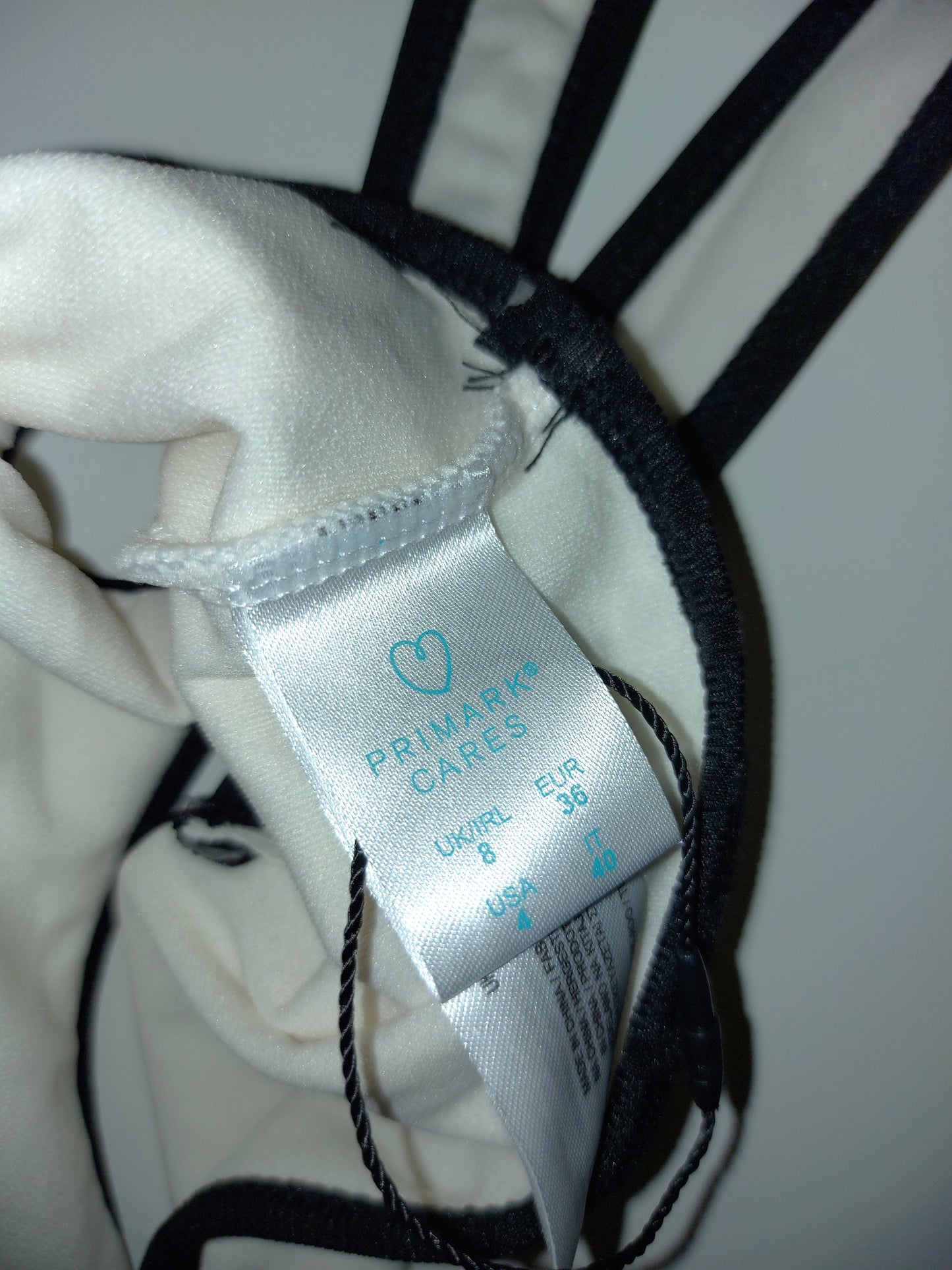 ,,Primark" maudymosi braletė (36 dydis).