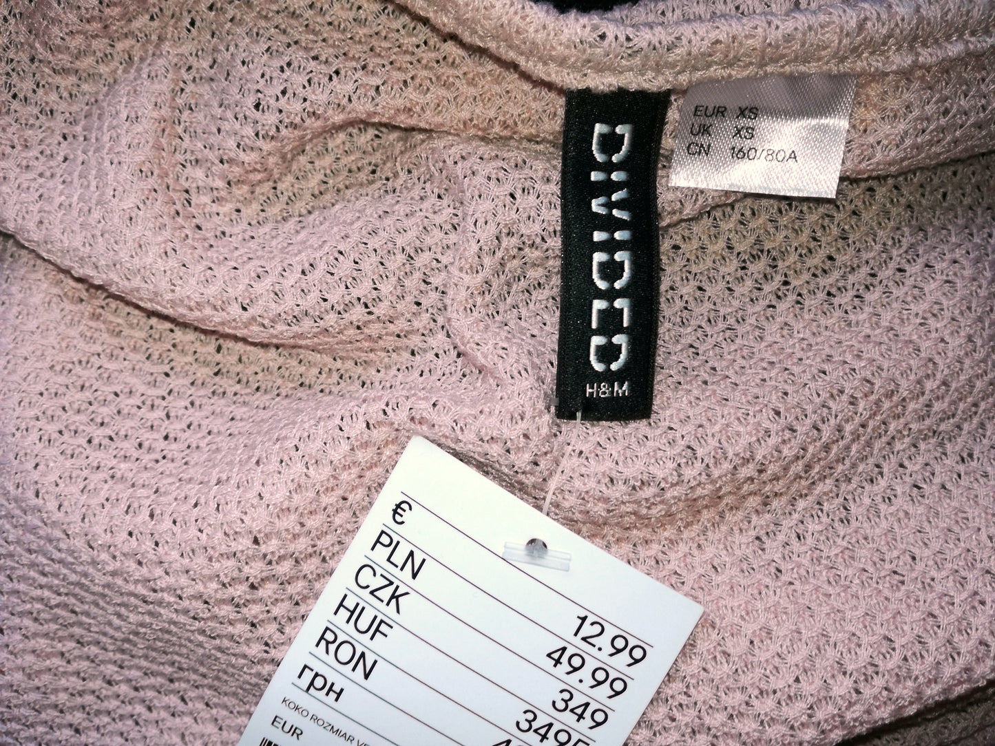 ,,H&M" nestoras, trumpas, atsegamas megztukas (XS dydis).