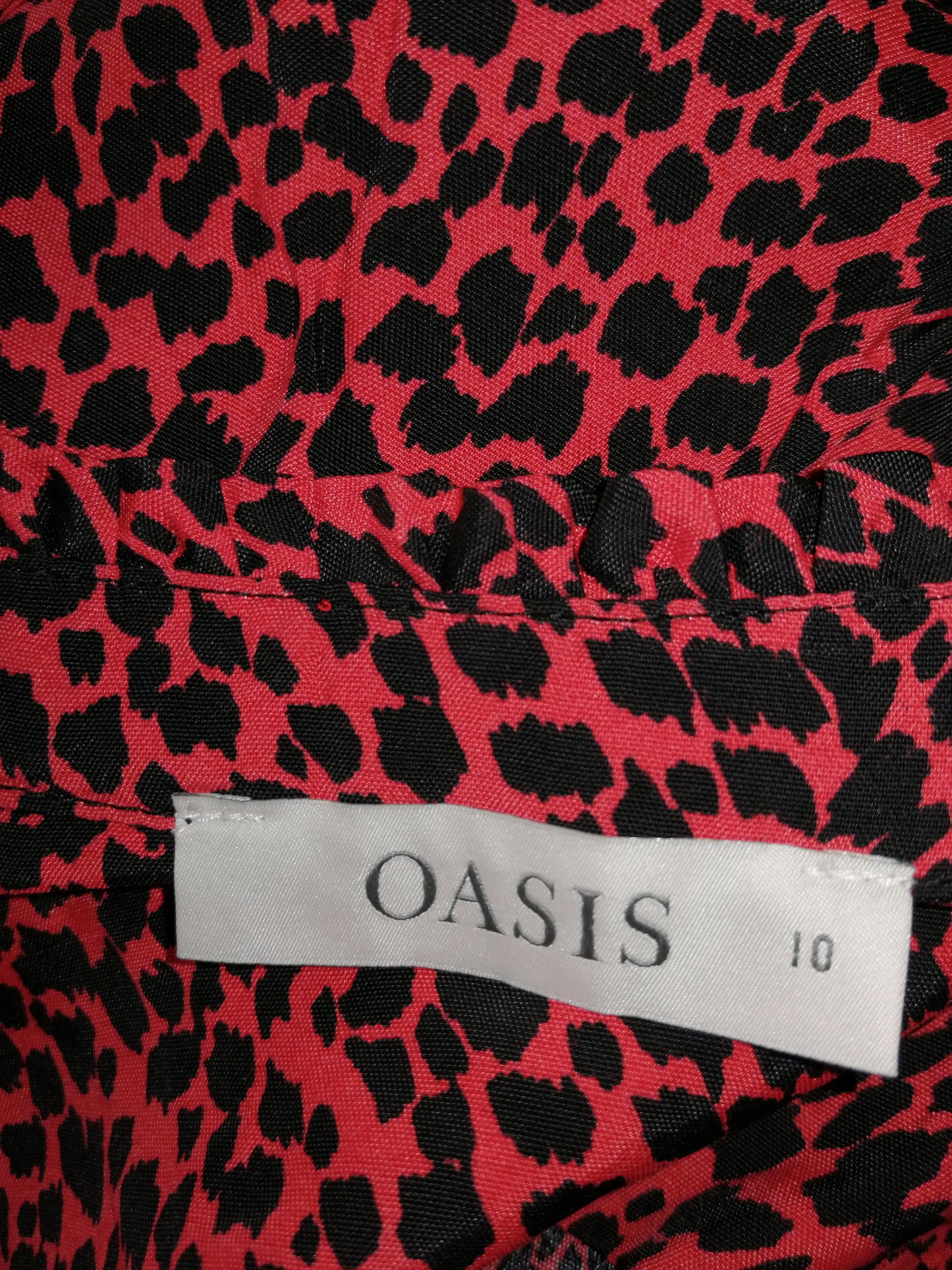 ,,OASIS" nauja, daili suknutė (38 dydis).