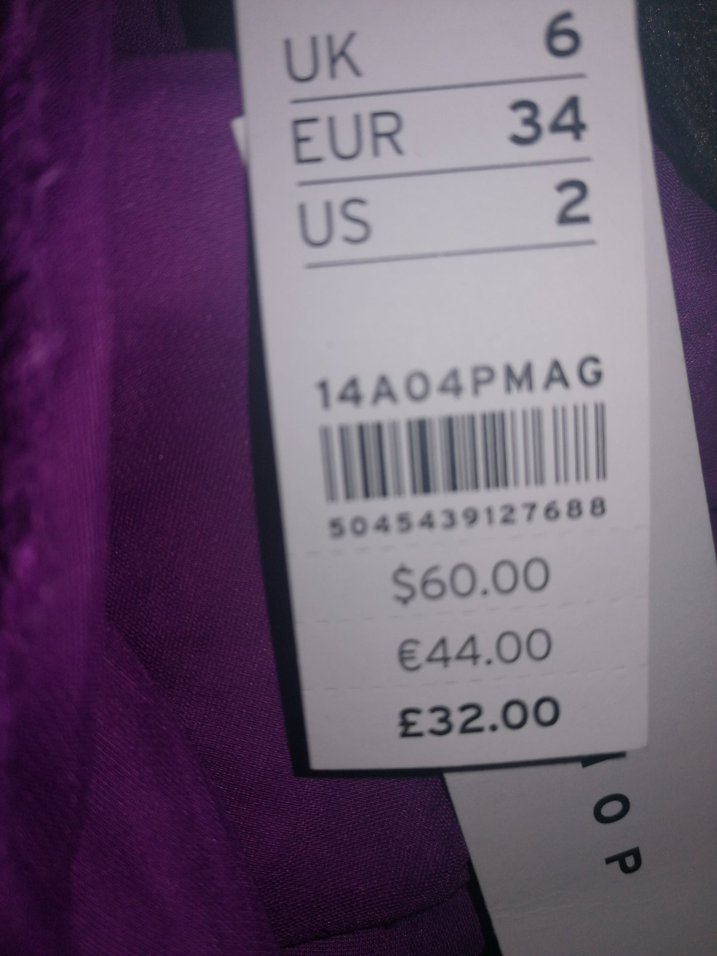 ,,TOPSHOP" aksominiai šortai (34 dydis).