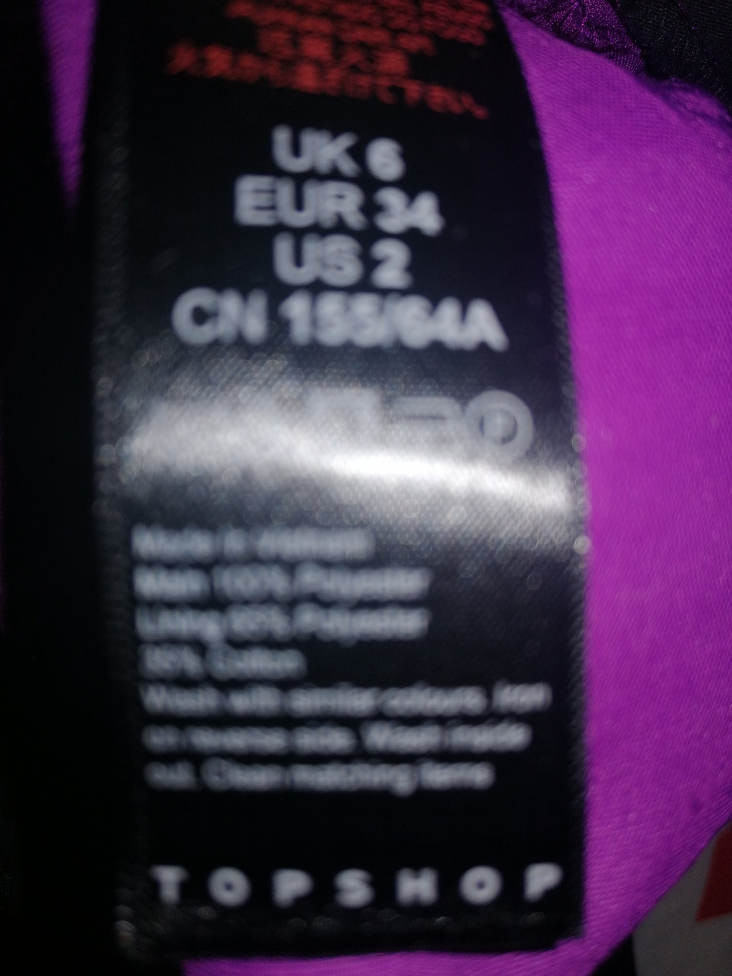 ,,TOPSHOP" aksominiai šortai (34 dydis).