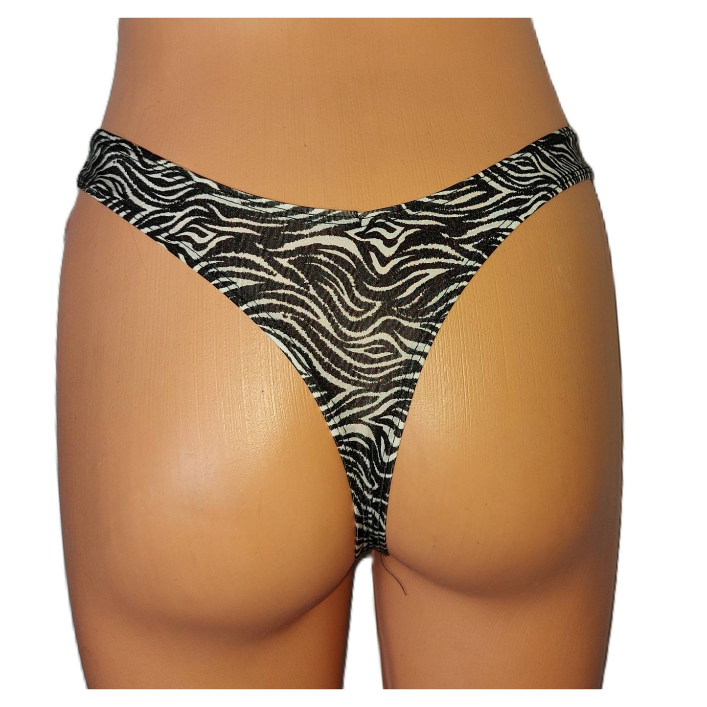 ,,Primark" kelnaitės-stringai (34-36 dydis).