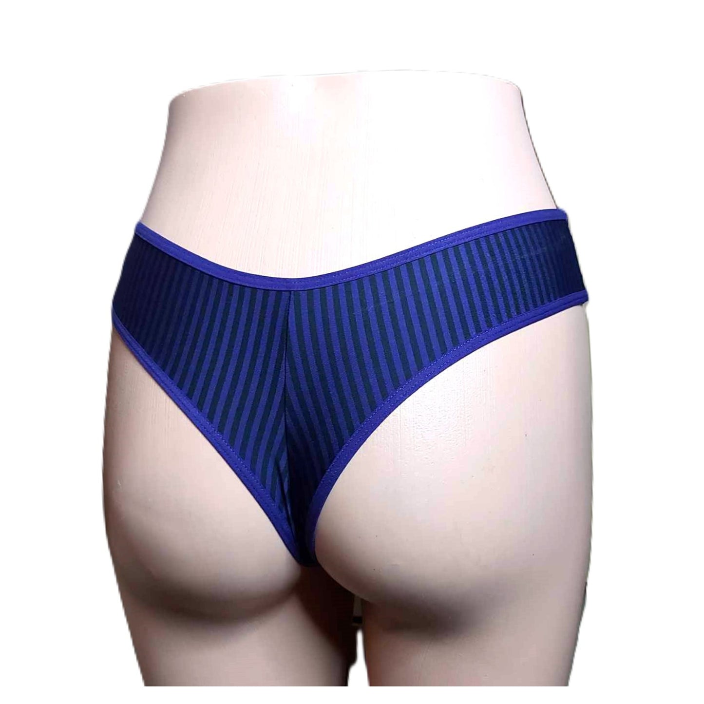 ,,ANNEBRA" kelnaitės-stringai (brazilian tipo) M-L dydis.