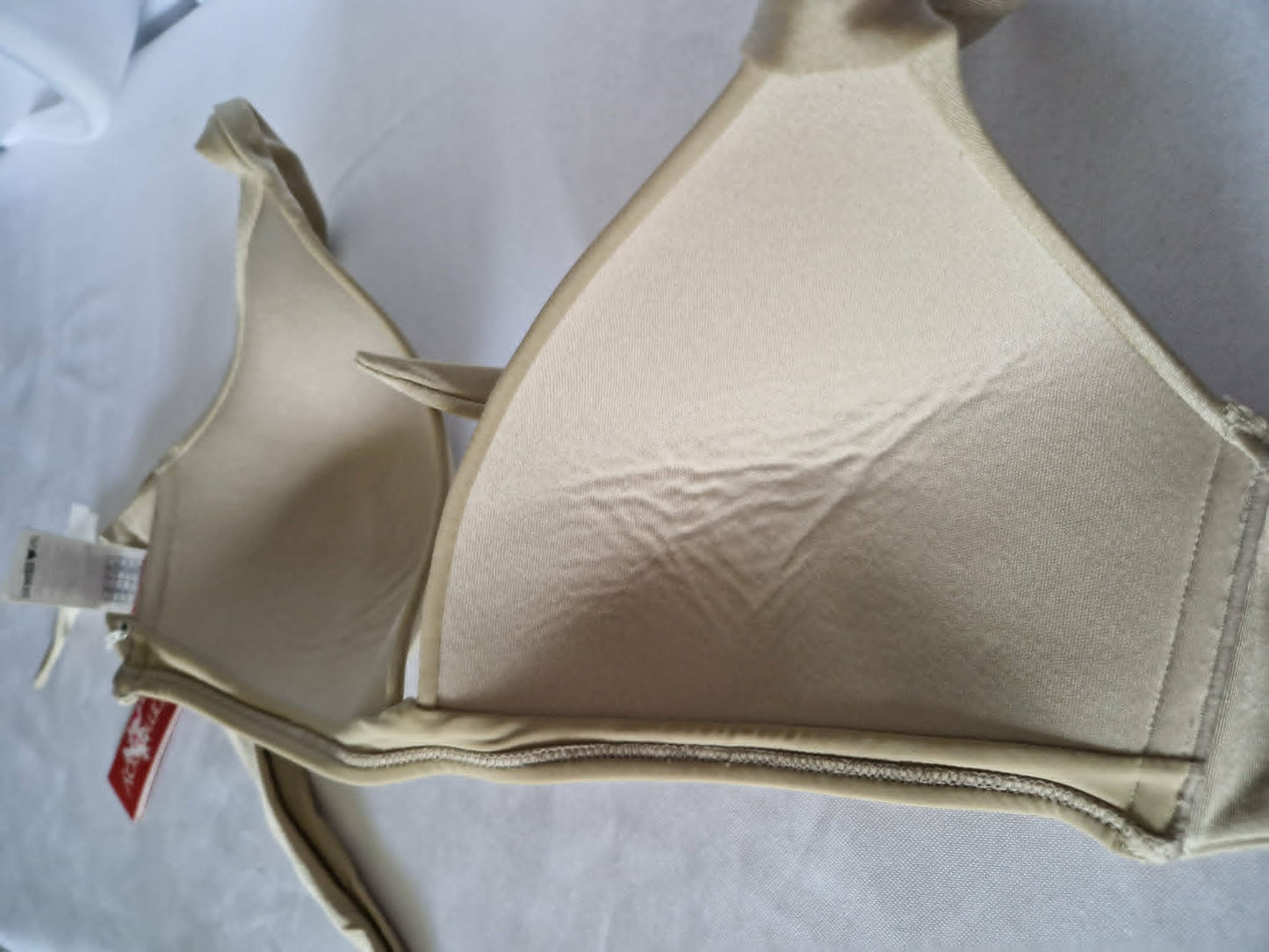 ,,Yamamay" maudymosi liemenėlė (85C dydis).