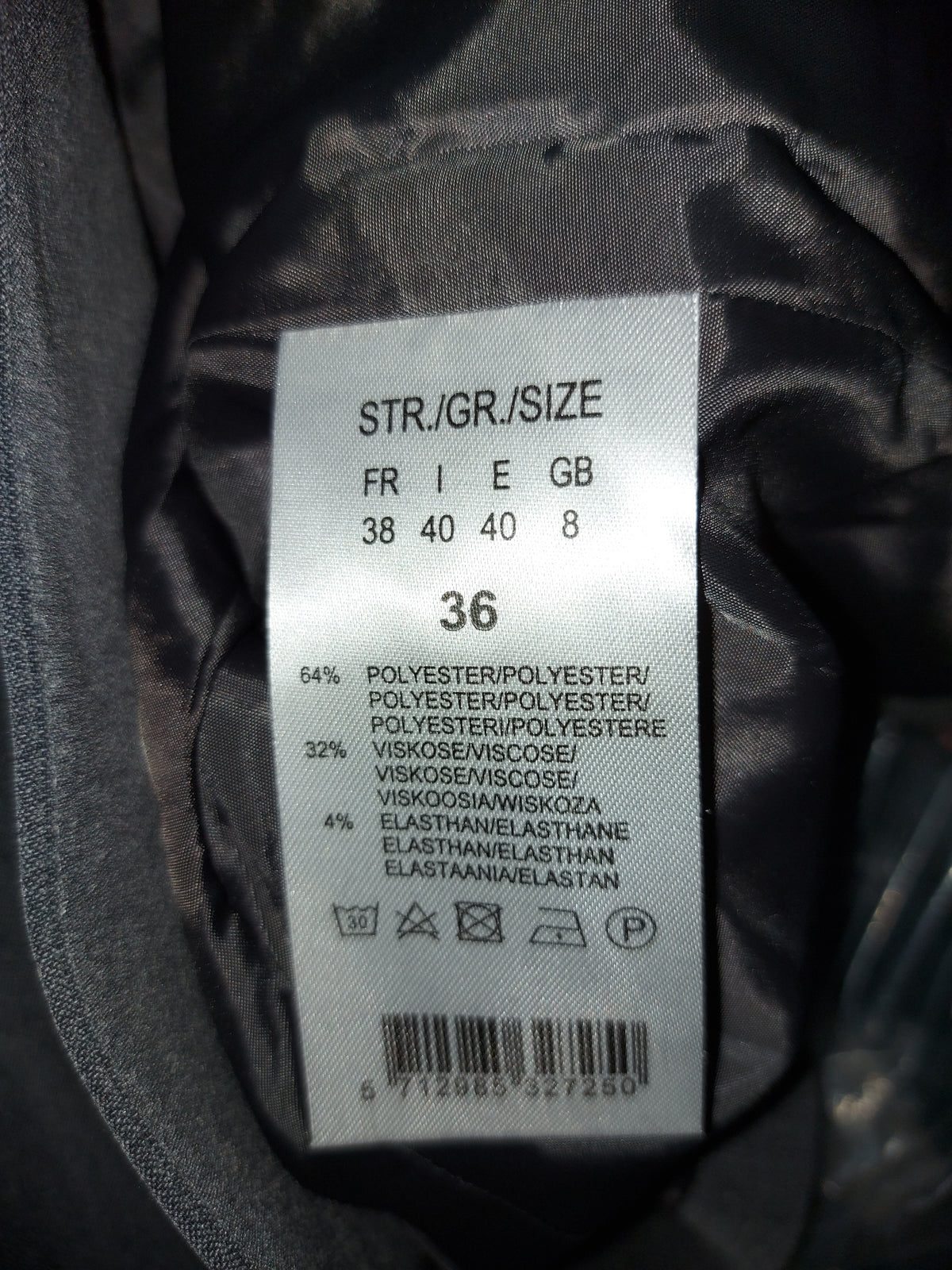 ,,SHARE" stilingas švarkas  (36-50 dydis).