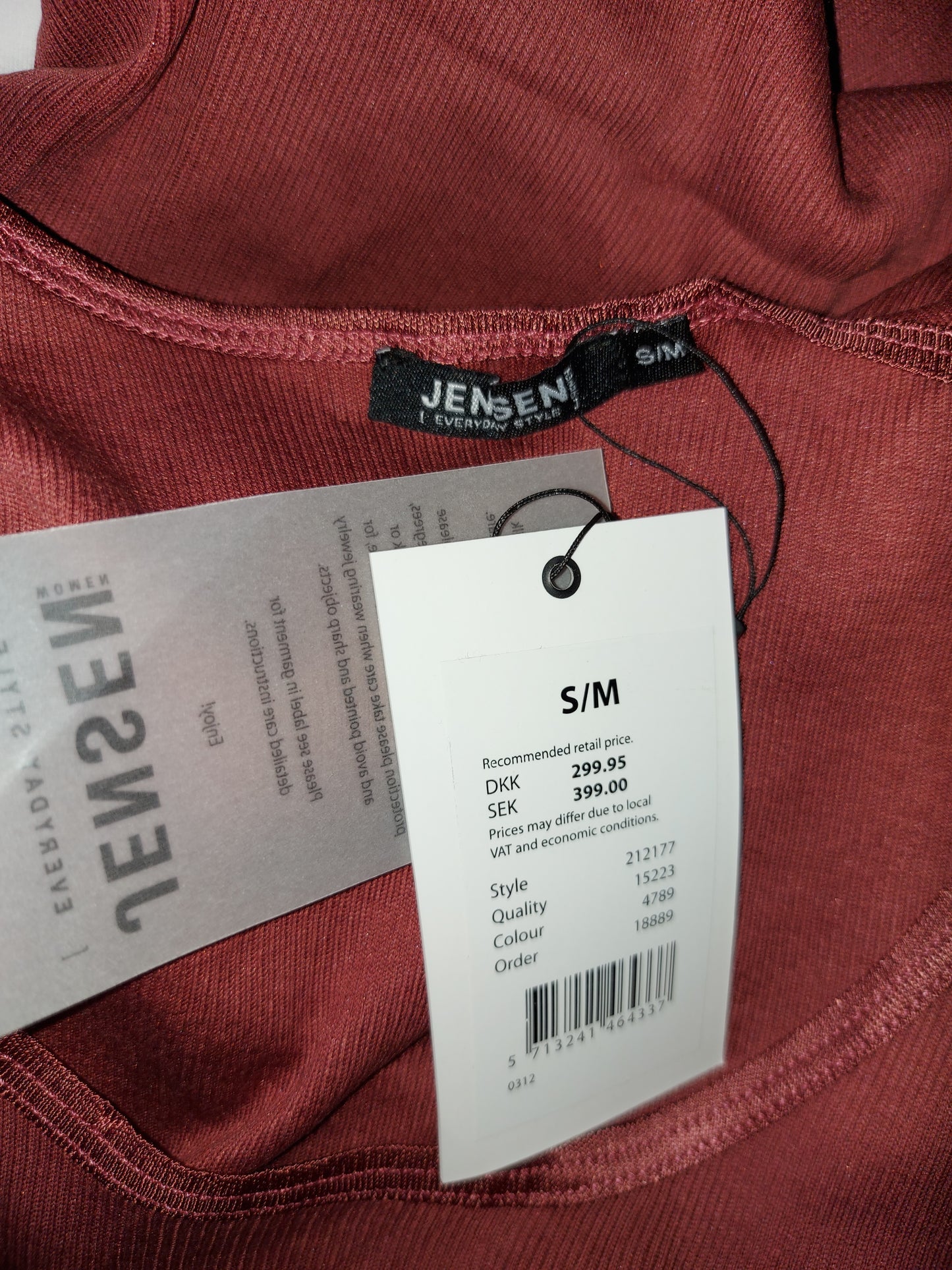,,JENSEN" trikotažiniai marškinėliai su šilku (S-XL dydis).