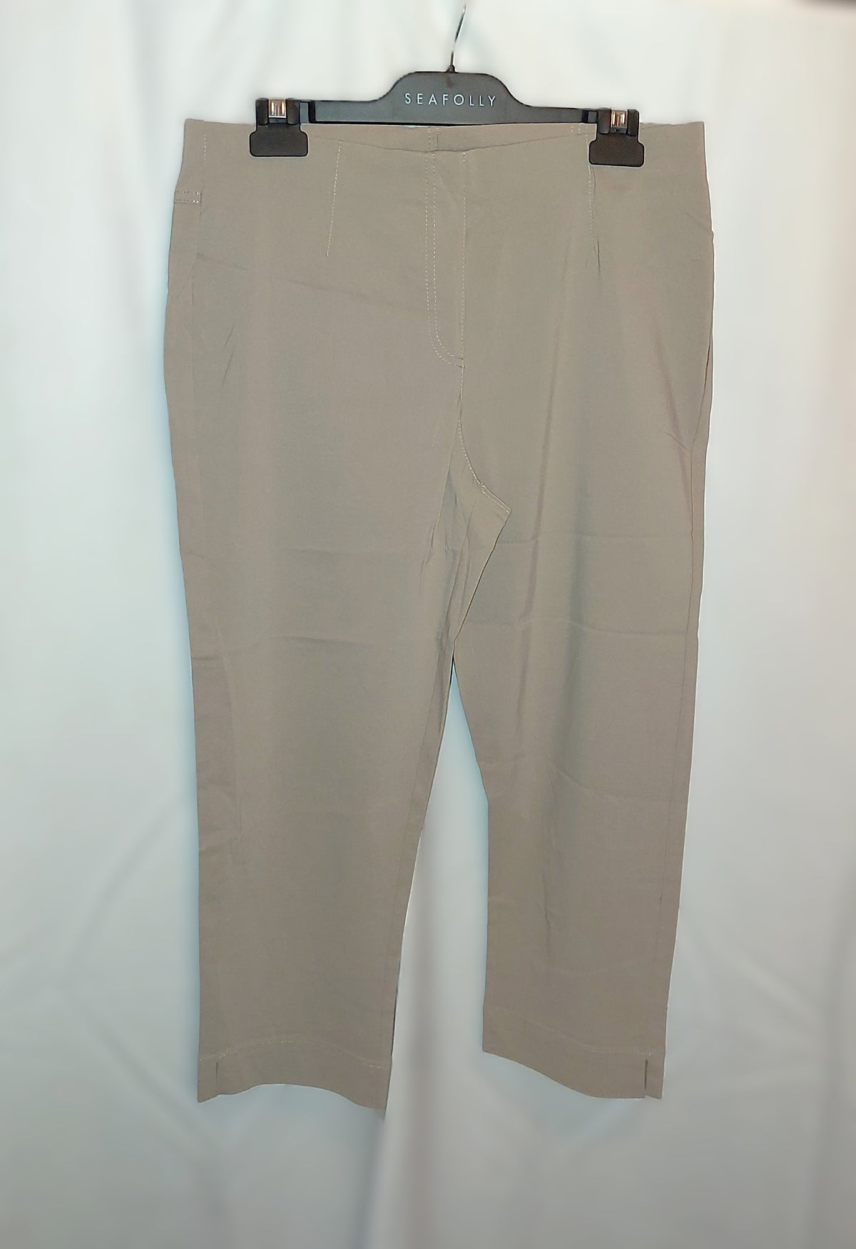,,Brandtex" tamprios, trumpesnio modelio kelnės  (XL-XXL dydis).