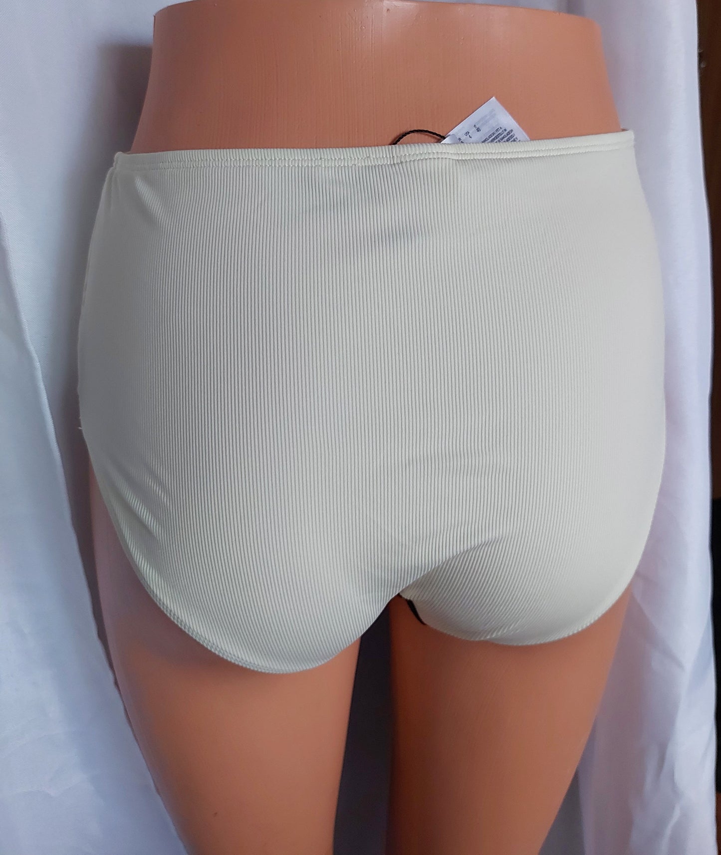 ,,Primark" maudymosi kelnaitės (36;42 dydis).