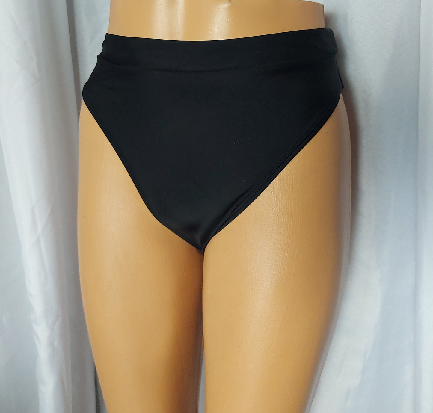,,Missguided" maudymosi kelnaitės (36 dydis).