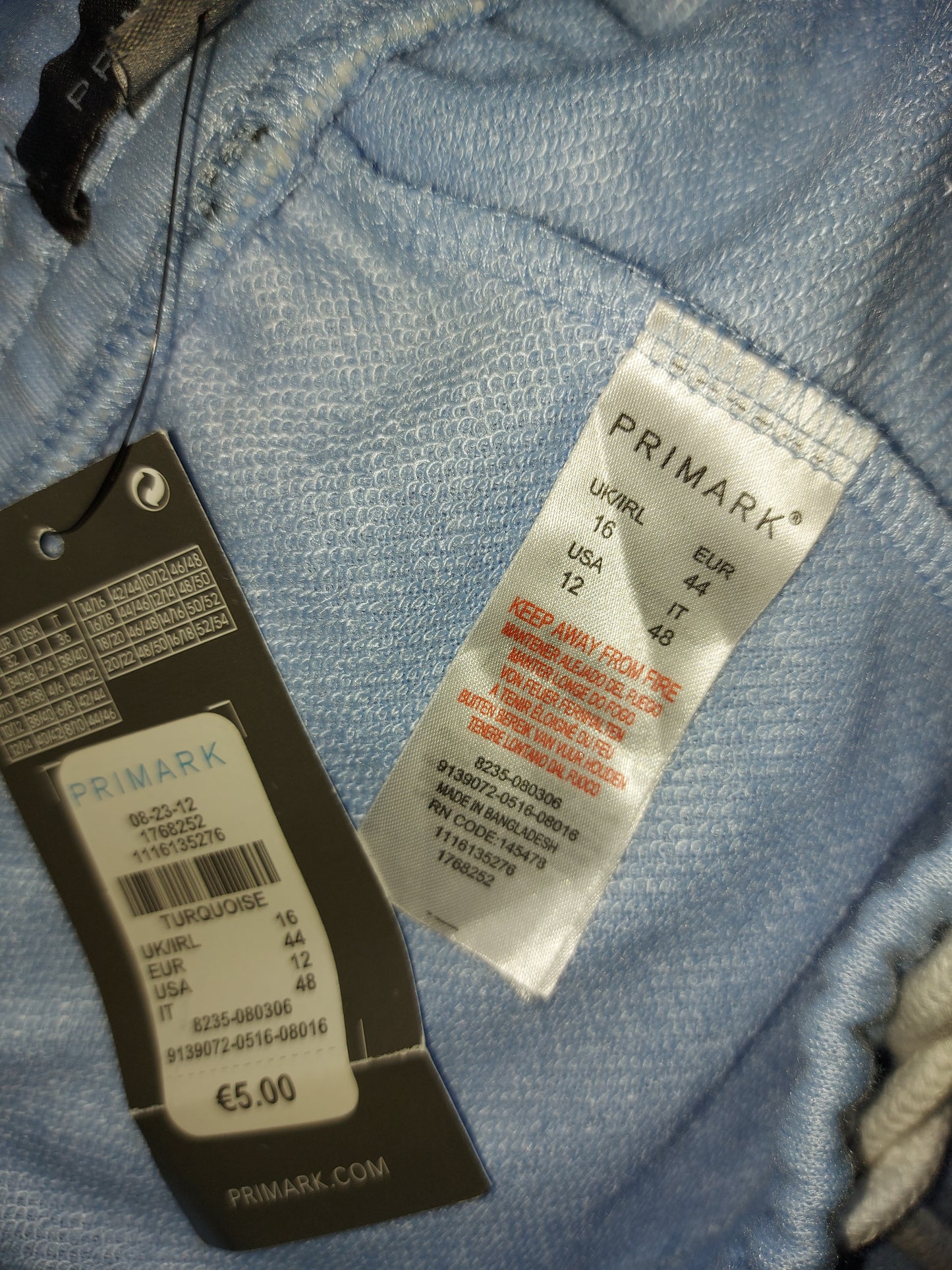 ,,Primark" šortai (44 dydis).
