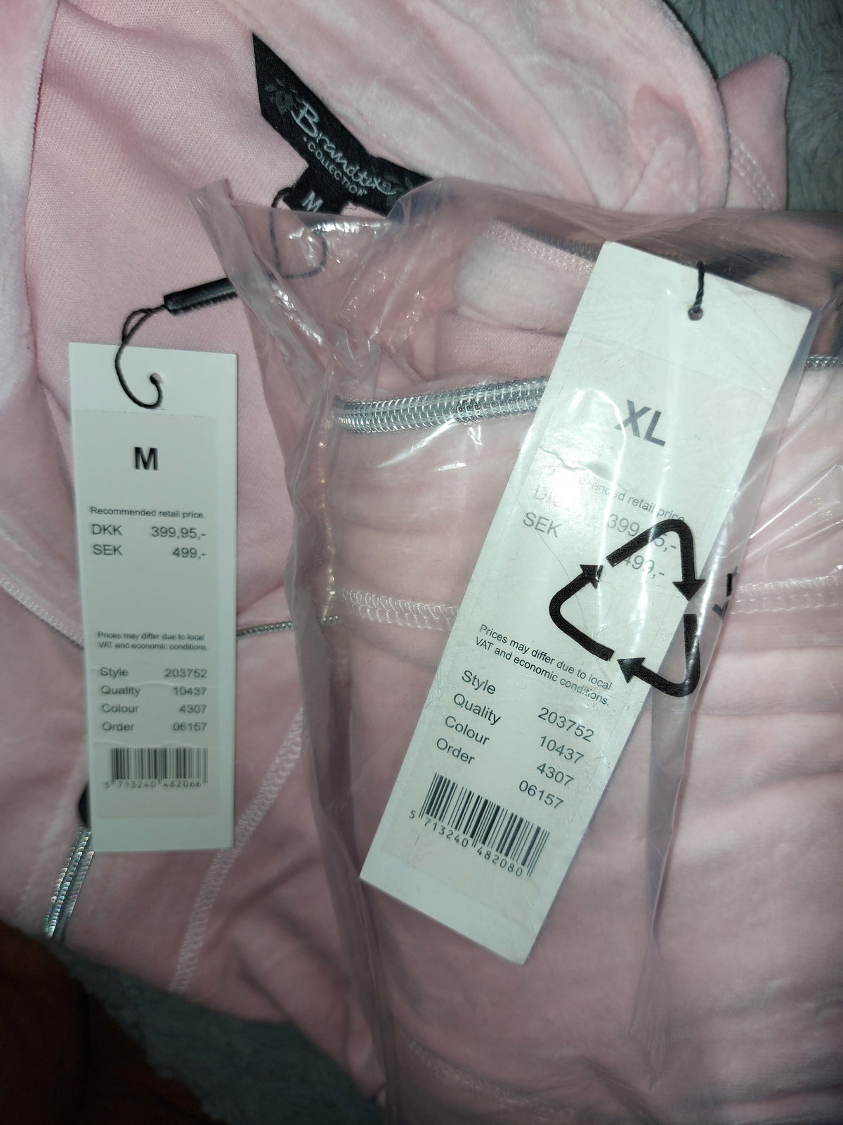 ,,Brandtex" veliūrinis laisvalaikio kostiumas (M-2XL dydis).