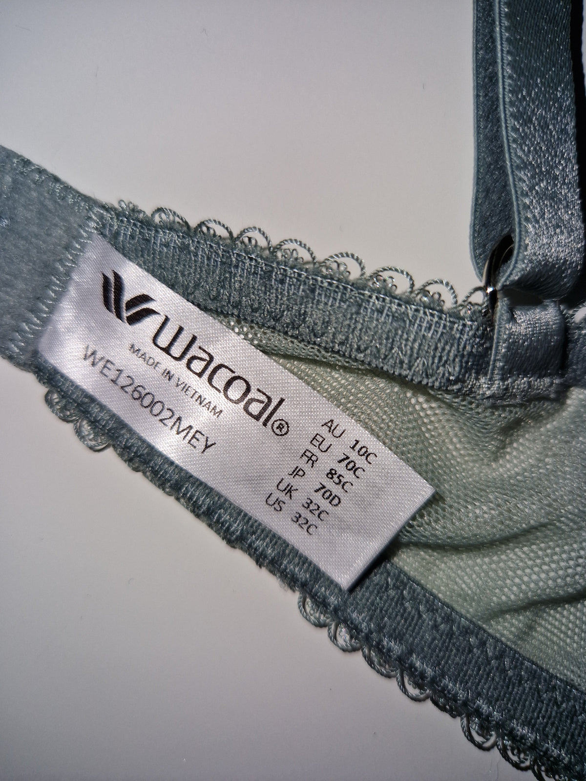 ,,WACOAL"  liemenėlė su  lankeliais 70C-E.