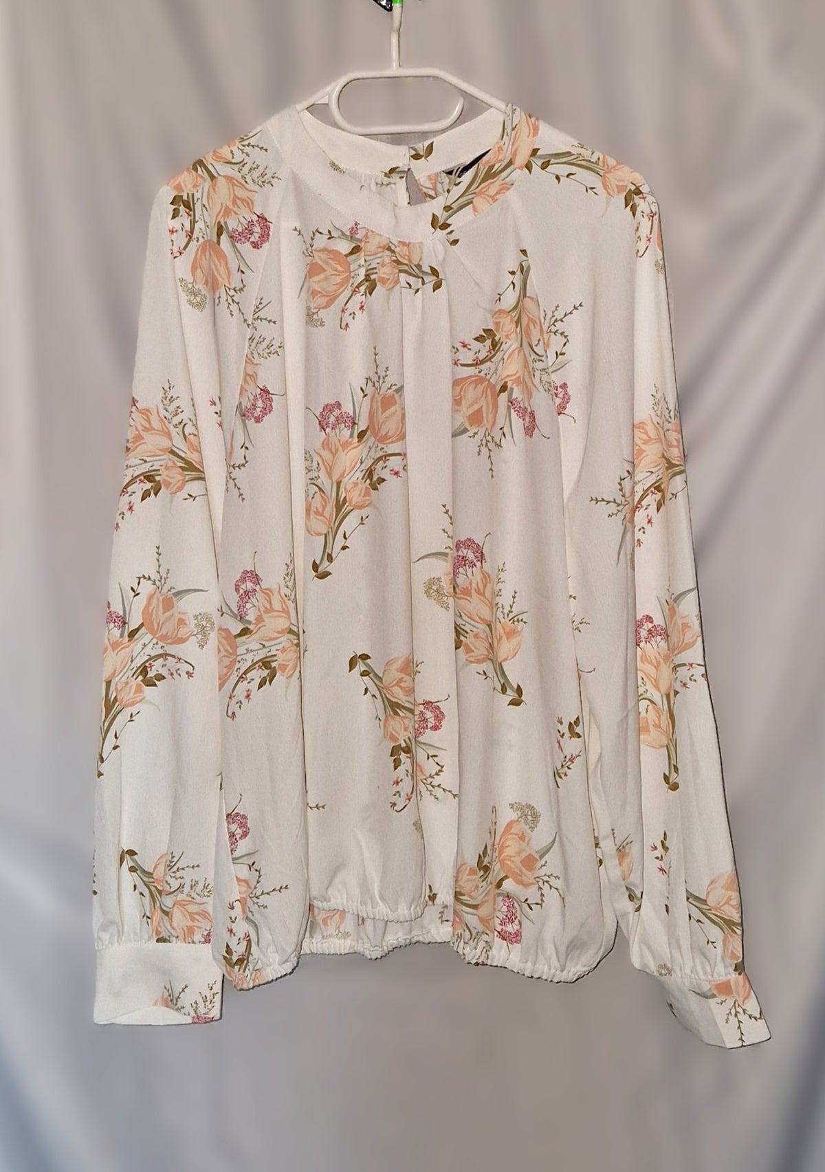,,DOROTHY PERKINS" daili palaidinė su guma (48 dydis).