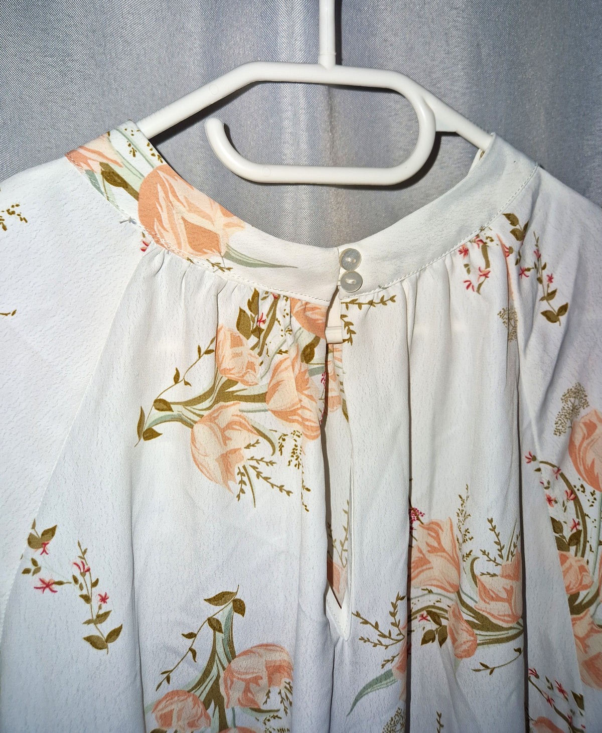 ,,DOROTHY PERKINS" daili palaidinė su guma (48 dydis).
