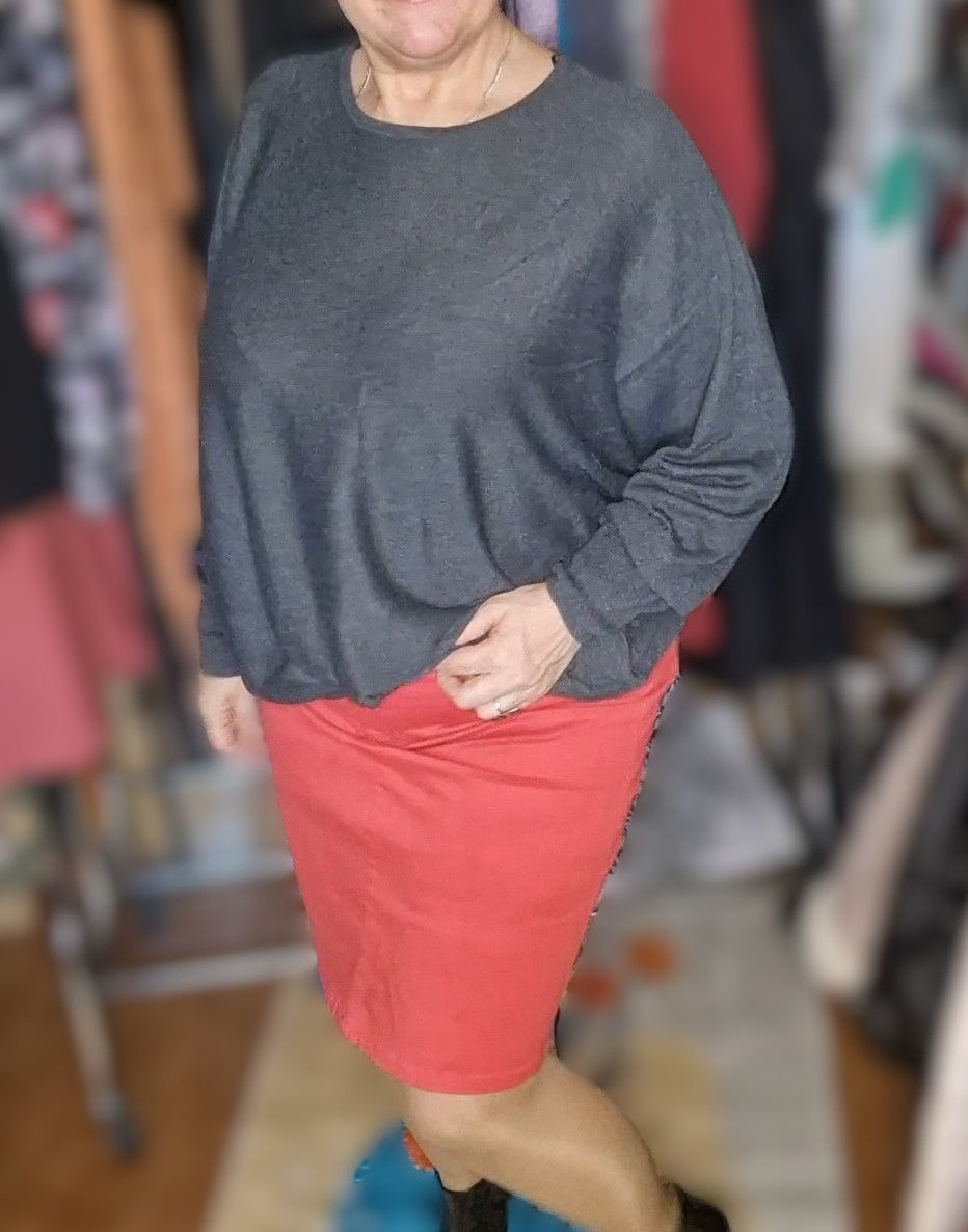 ,,ONLY" nestoras megztukas (50-52 dydžio).