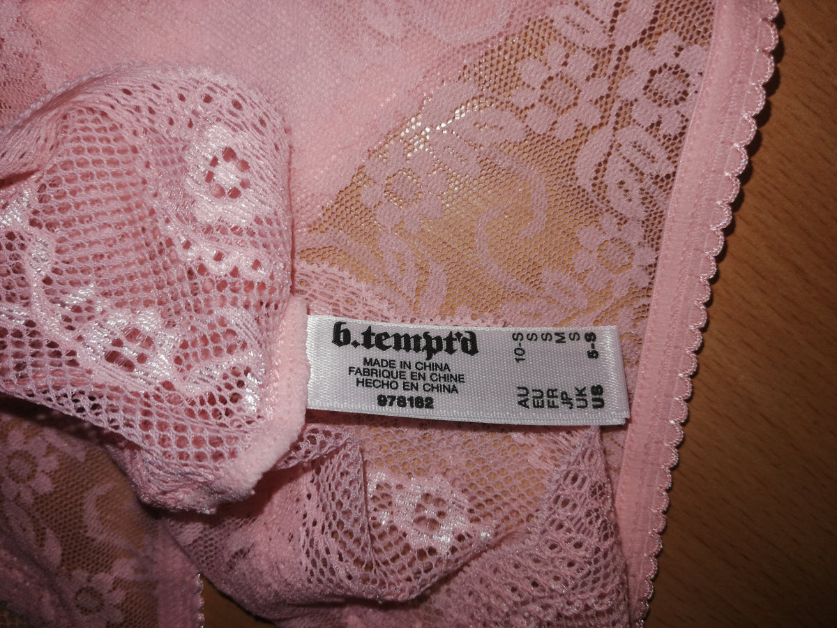 ,,b.tempt'd" patogios kelnaitės (S dydis).