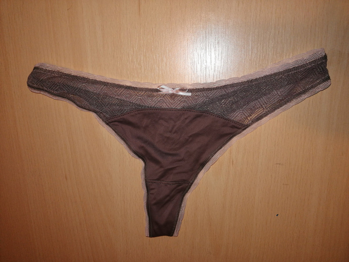 ,,FREYA" kelnaitės ,,Brazilian" tipo (S-L dydis).
