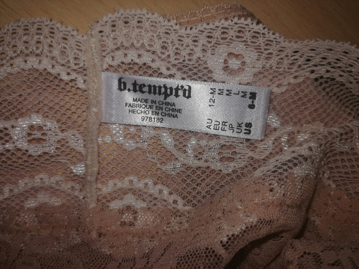 ,,b.tempt'd" patogios kelnaitės (S dydis).