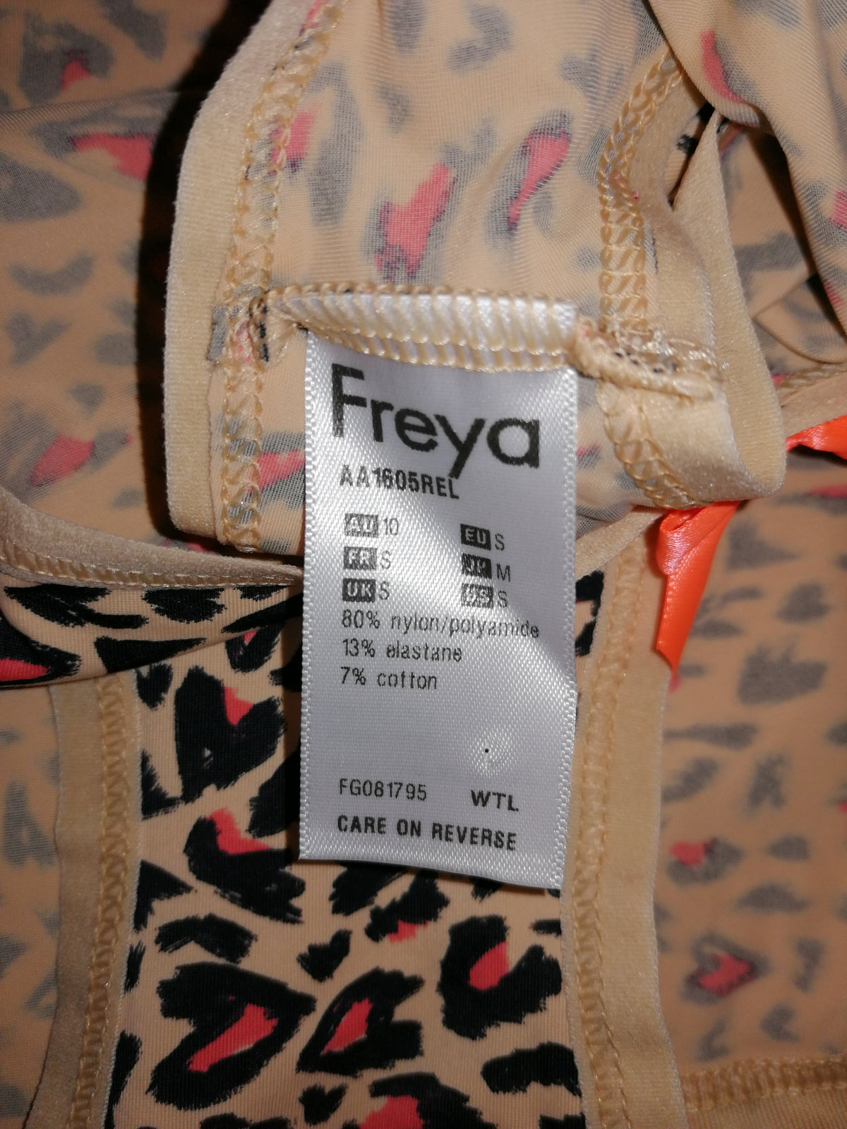 ,,FREYA" kelnaitės trikampėliai (S dydis).