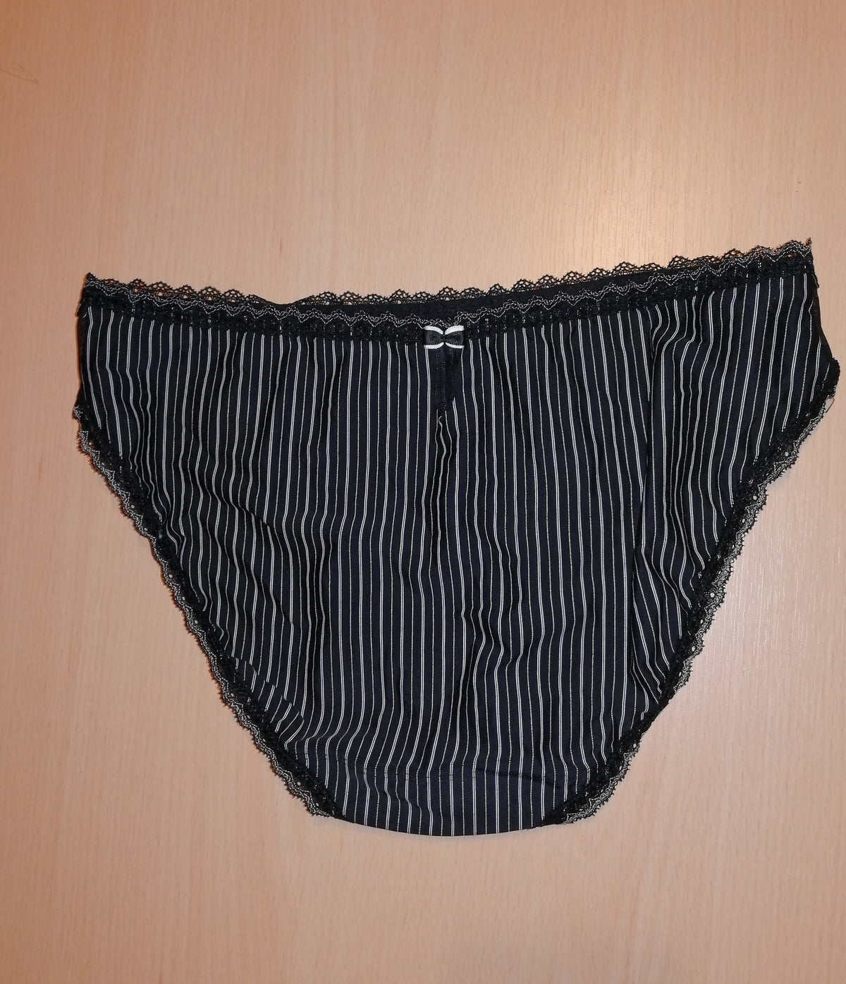 ,,FANTASIE" kelnaitės juostelėmis (M dydis).