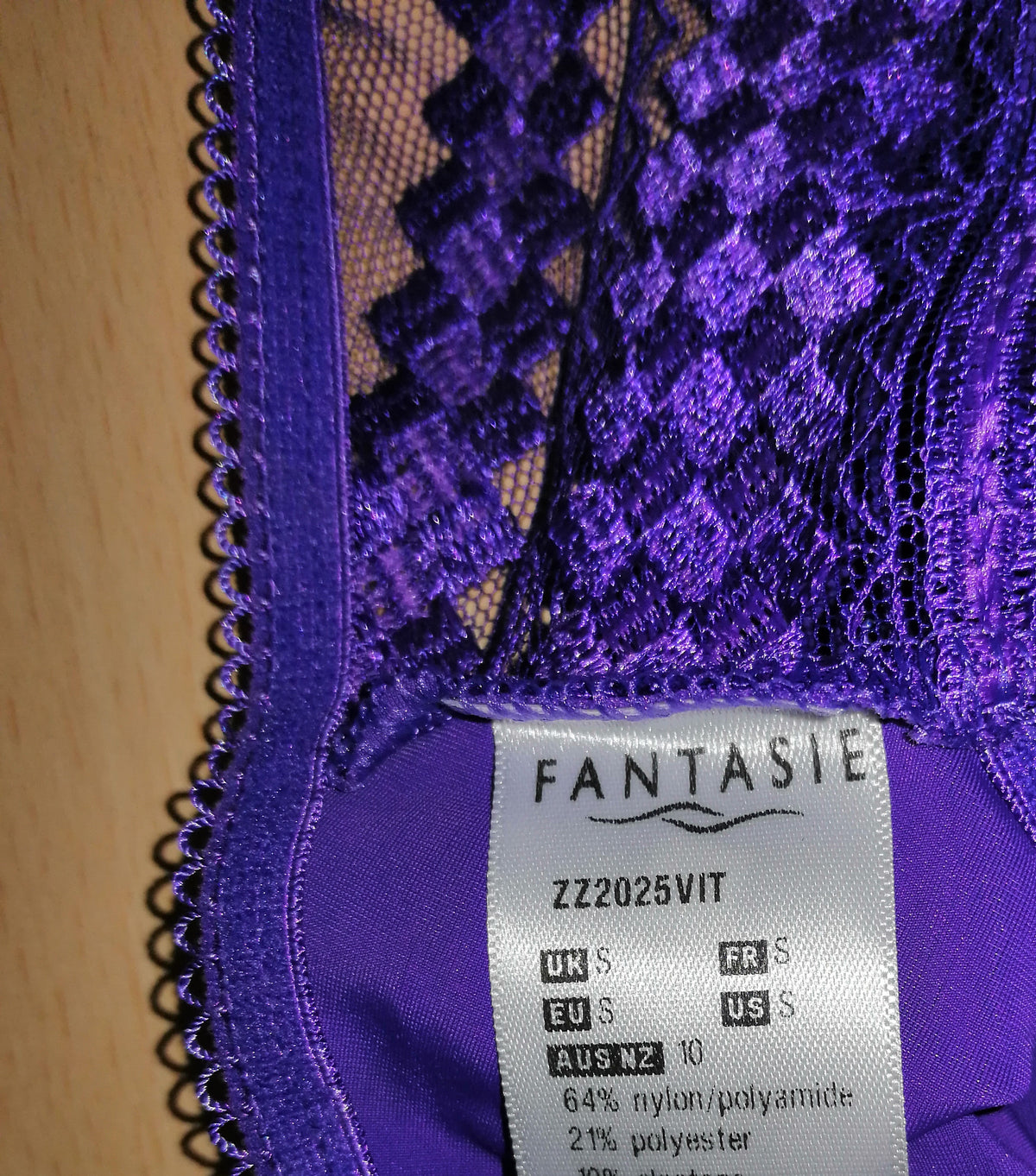 ,,FANTASIE" kelnaitės gražiais šonais (S dydis).