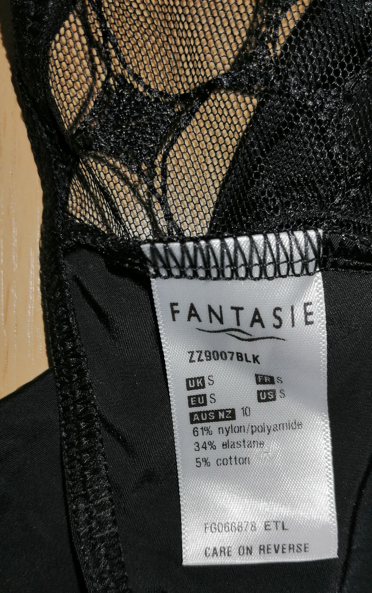 ,,FANTASIE" kelnaitės ,,Brazilian" tipo (S dydis).