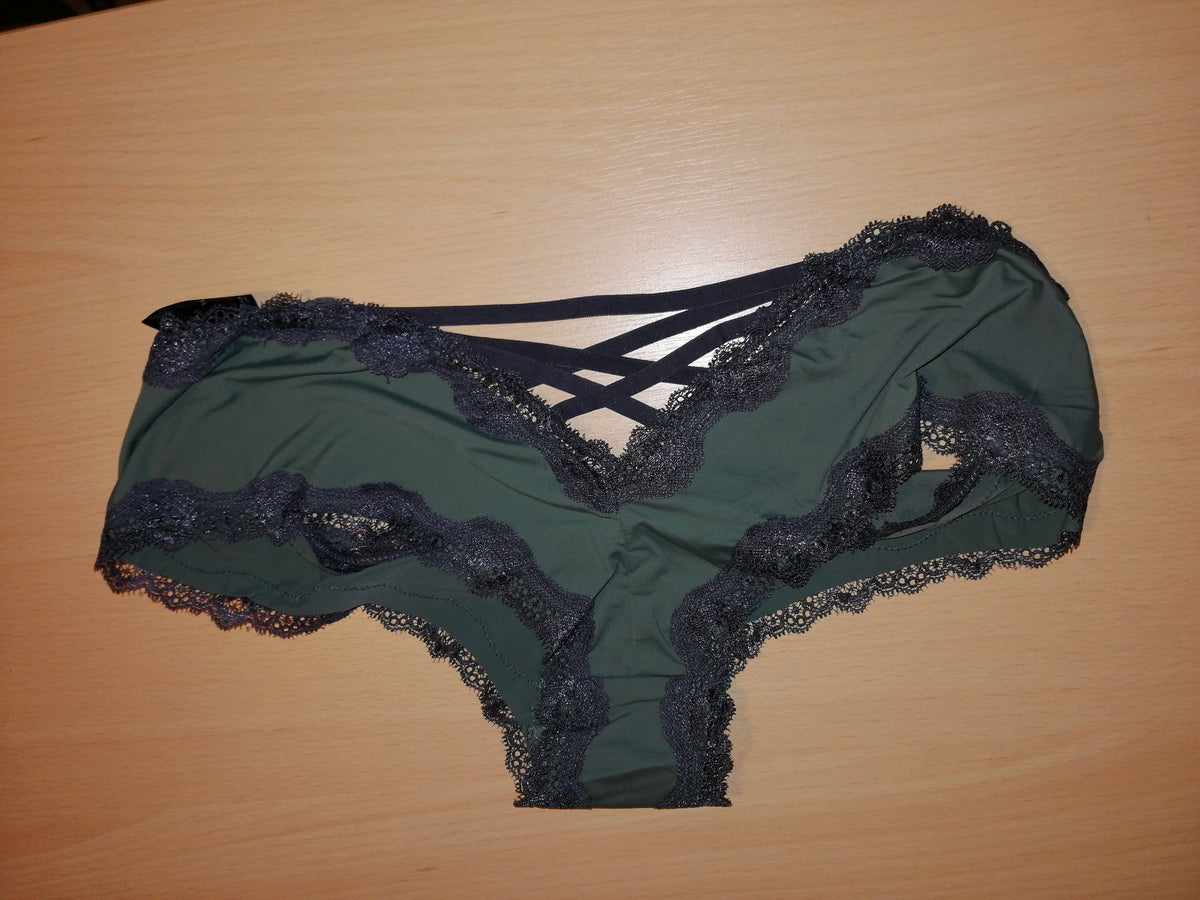 ,,New Look" kelnaitės su neriniais (34-42 dydis).