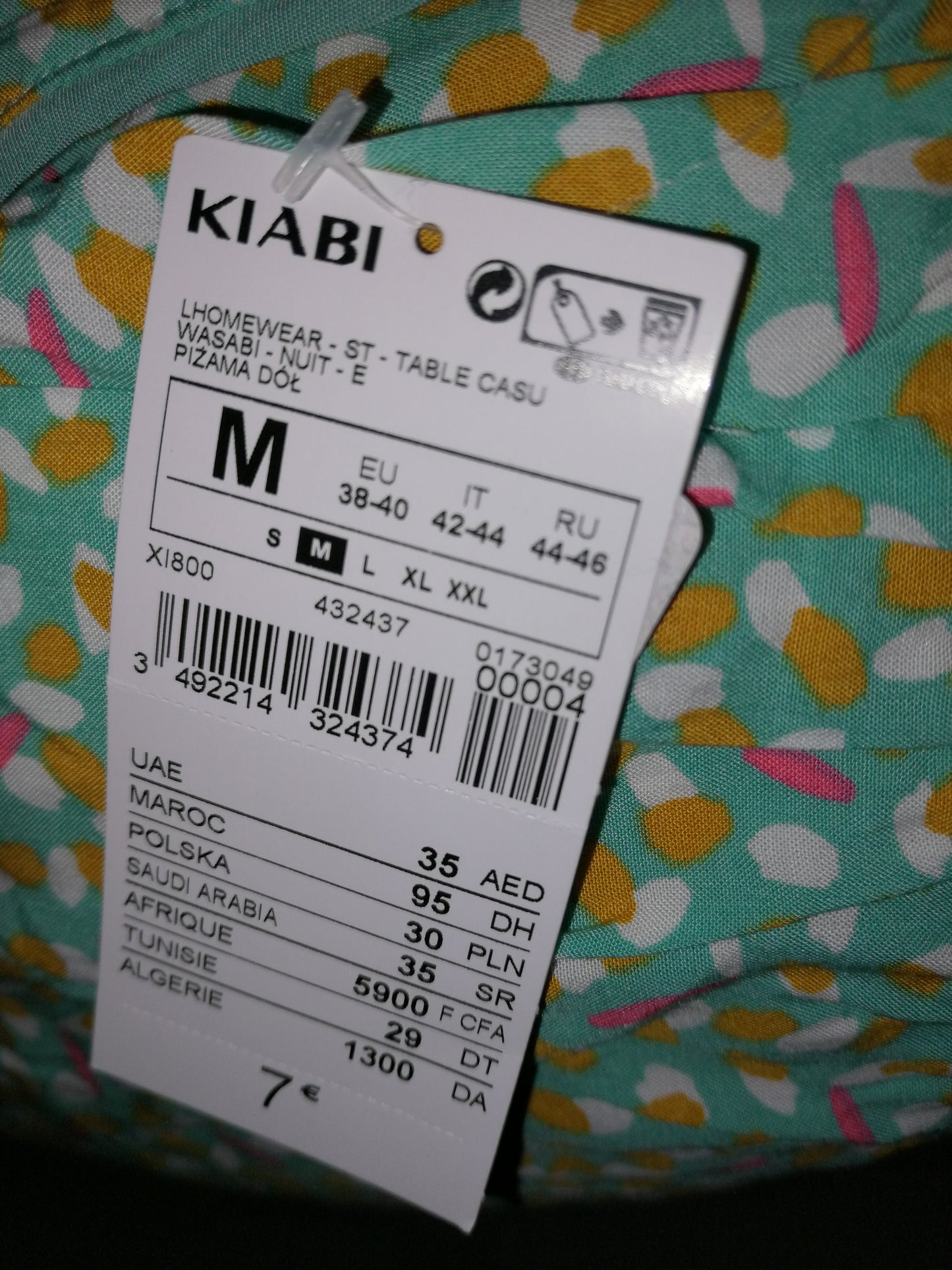 ,,KIABI" lengvi, puošnūs šortukai (38-40 dydis).