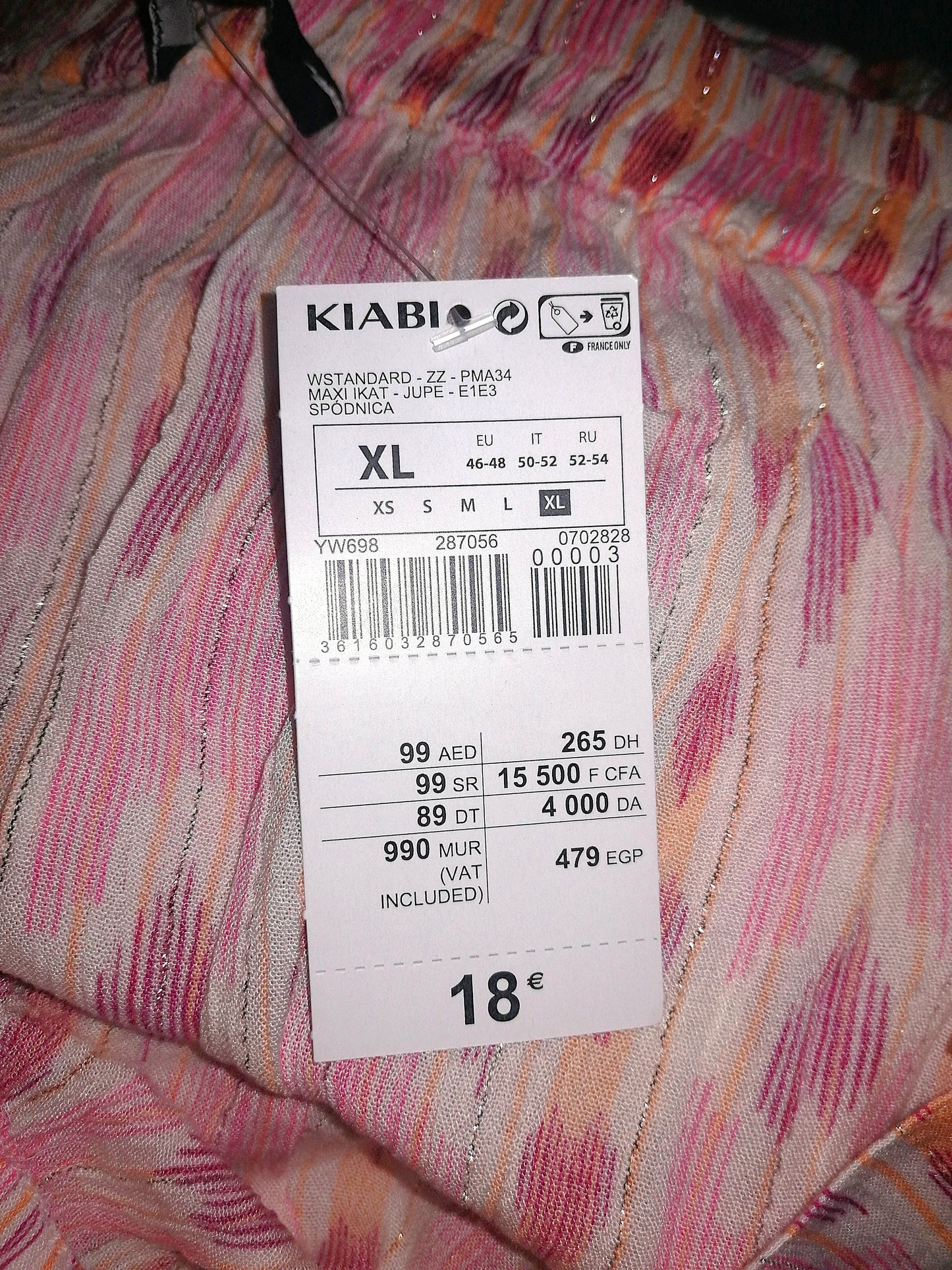 ,,KIABI" viskozinis sijonas su sidabro blizgiu (46-48 dydis).