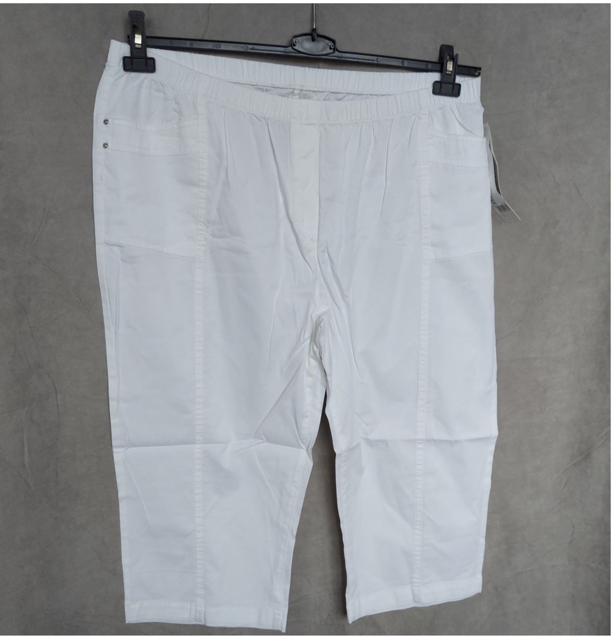 ,,Brandtex" medvilniniai kapriai (52 dydis).
