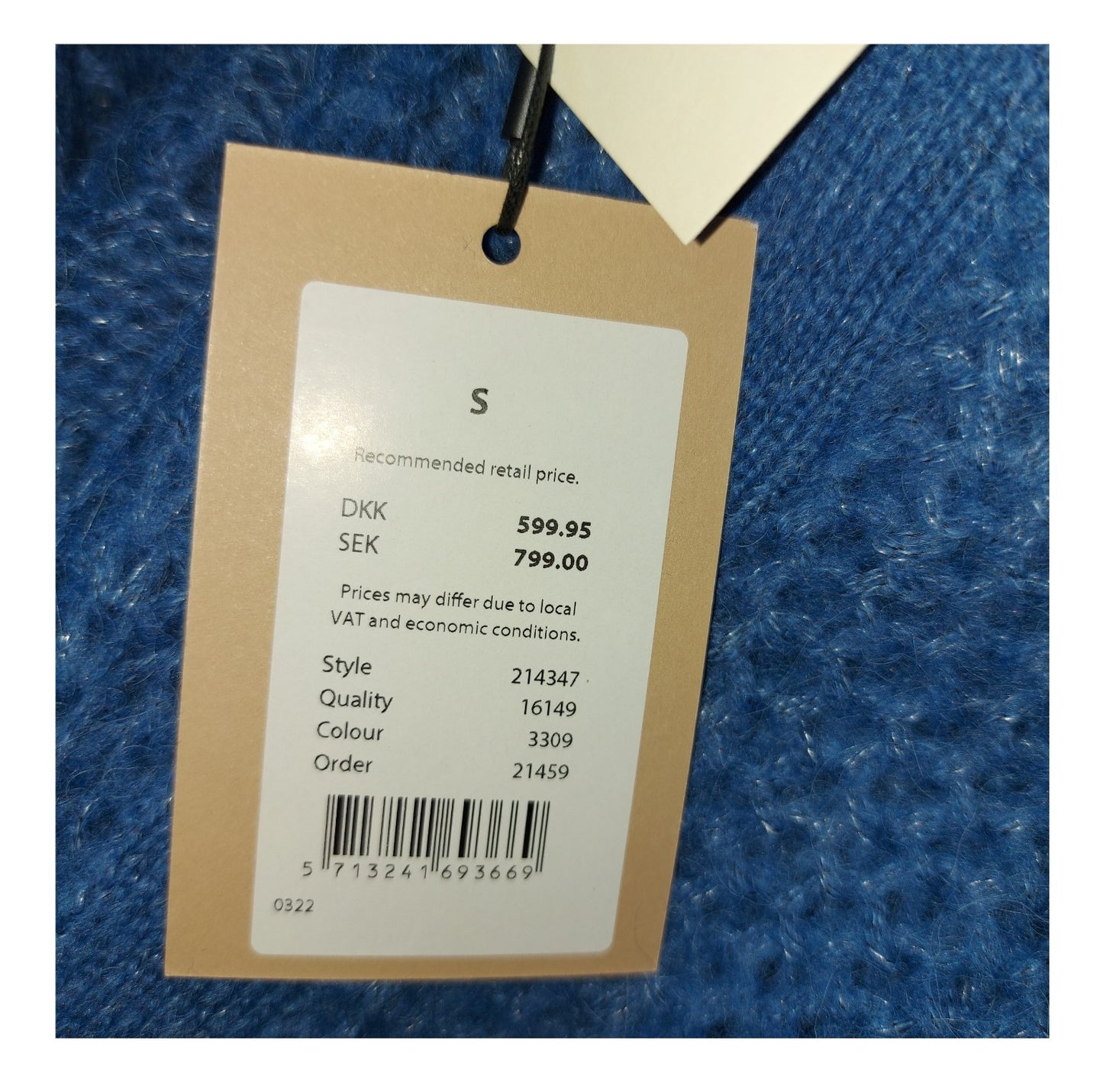 ,,B. copenhagen" minkštas, stilingas megztukas (S-XL).