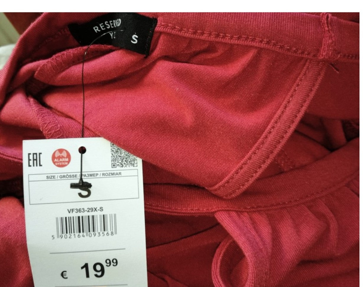 ,,RESERVED" trikotažinė suknytė asimetriškais galais (S dydis).