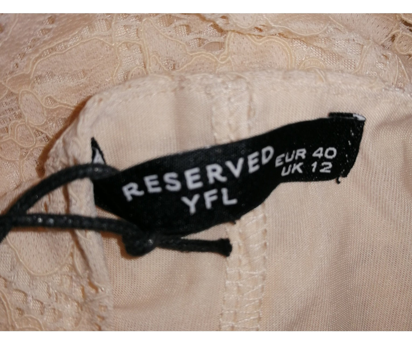 ,,RESERVED" gipiūrinė suknytė (40 dydis).