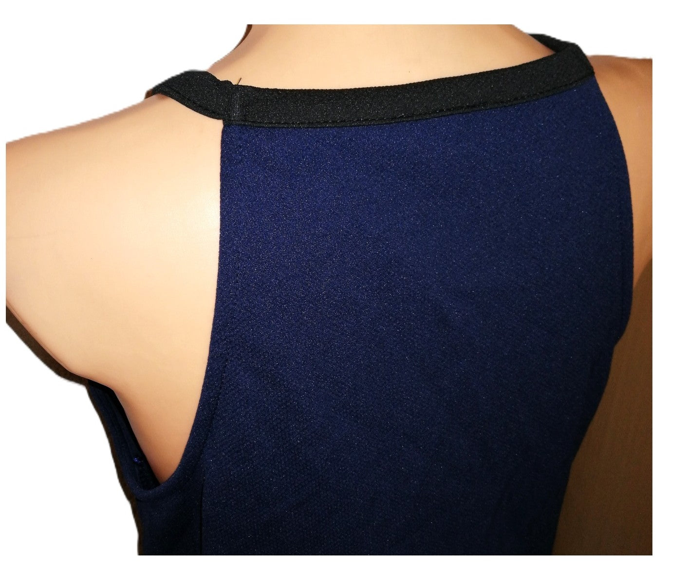 ,,RIVER ISLAND"  tampri suknutė (42 dydis).