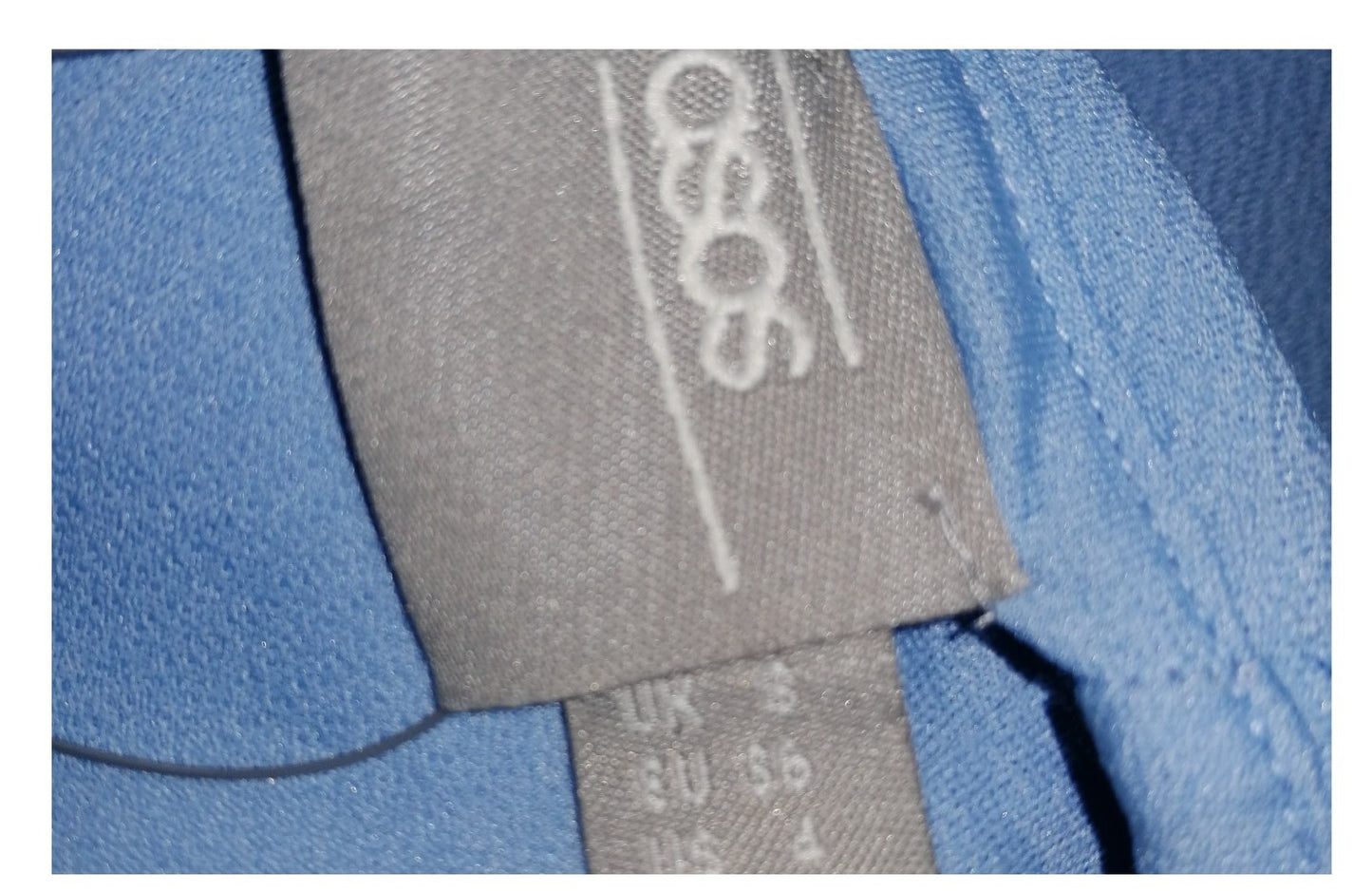 nėra--,,ASOS" puošni suknutė atvirais pečiais (S dydis).