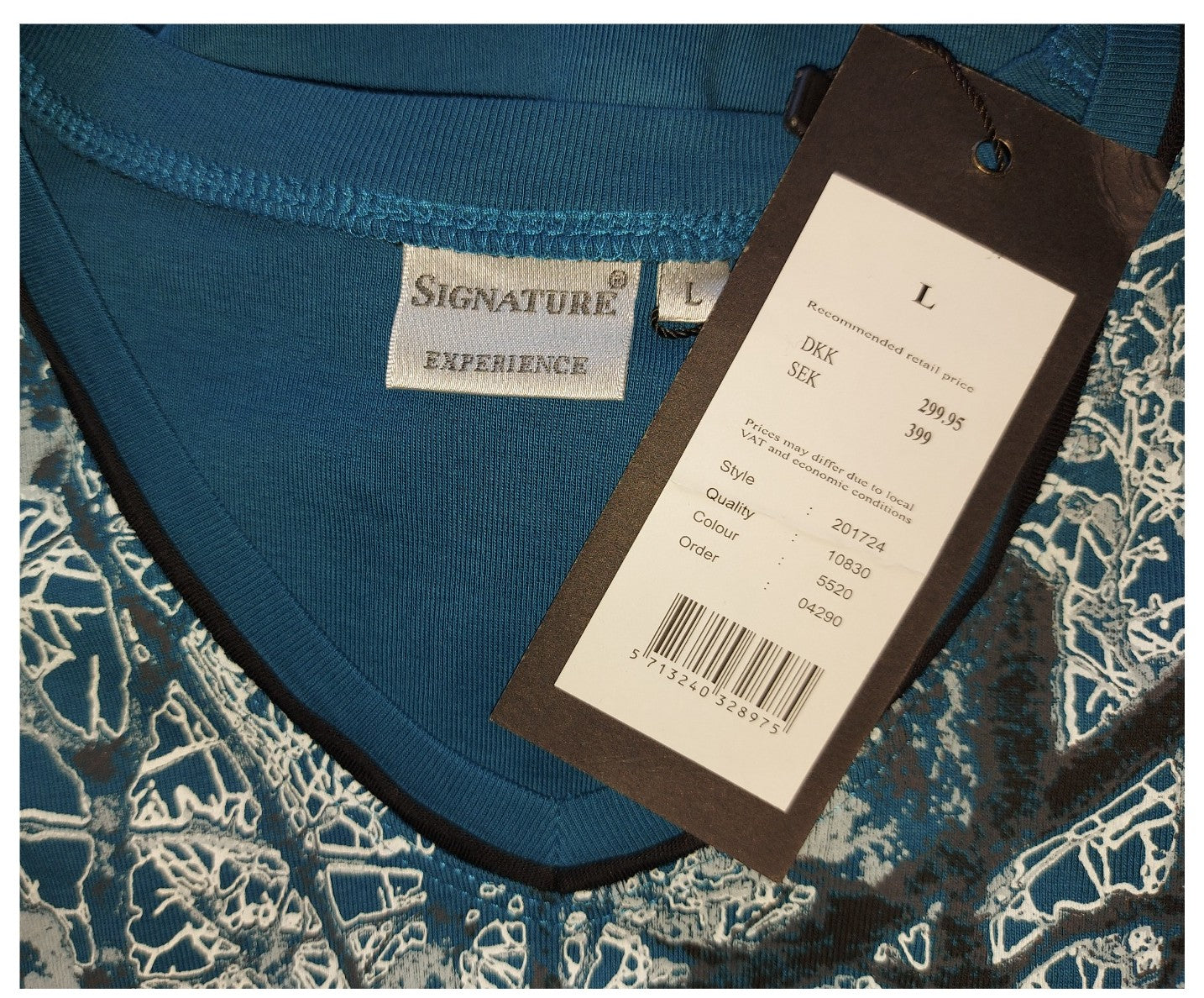 ,,Signature" minkšto, storesnio trikotažo palaidinė (L-XL).
