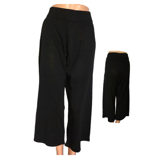 ,,TU"  trikotažinės, trumpesnio modelio kelnės(16-18).