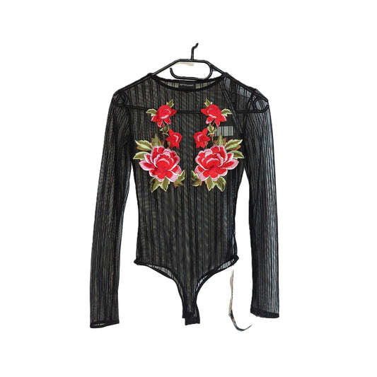 ,,PrettyLittleThing" ažūrinis bodis (4 dydis).