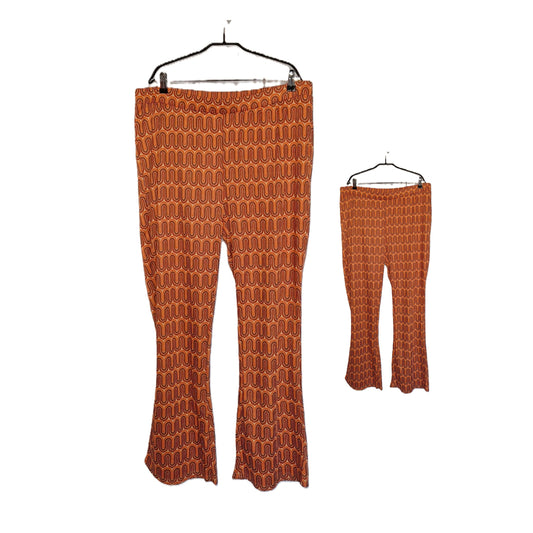 ,,ONLY" Spalvingos kliošo kelnės (46-48 ir 50-52 dydžio).