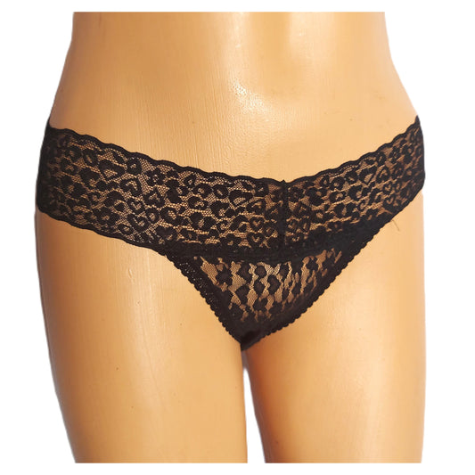 ,,Primark" kelnaitės-stringai (34-36 dydis).