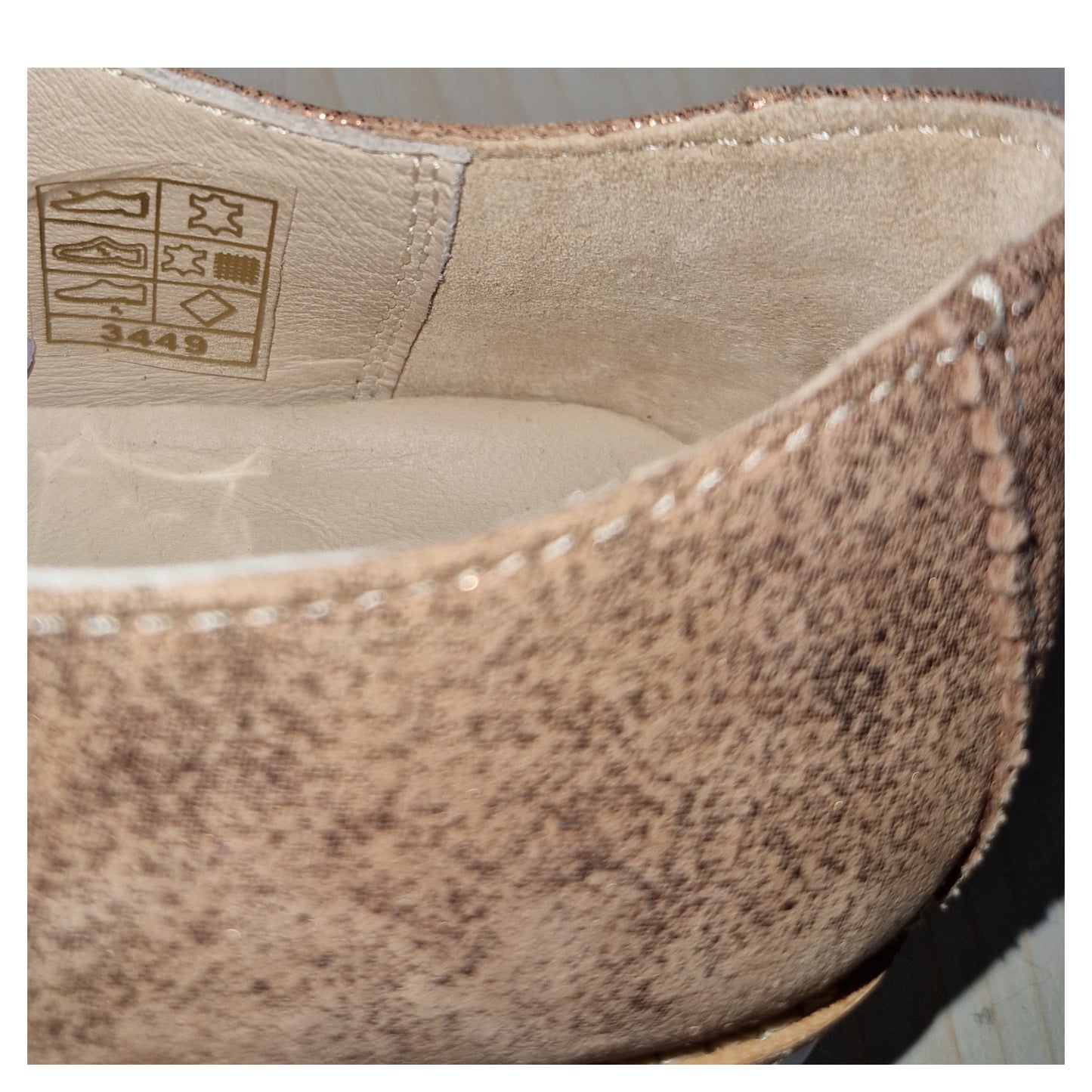 ,,tbs" suvarstomi batai iš zomšos (39 dydis).