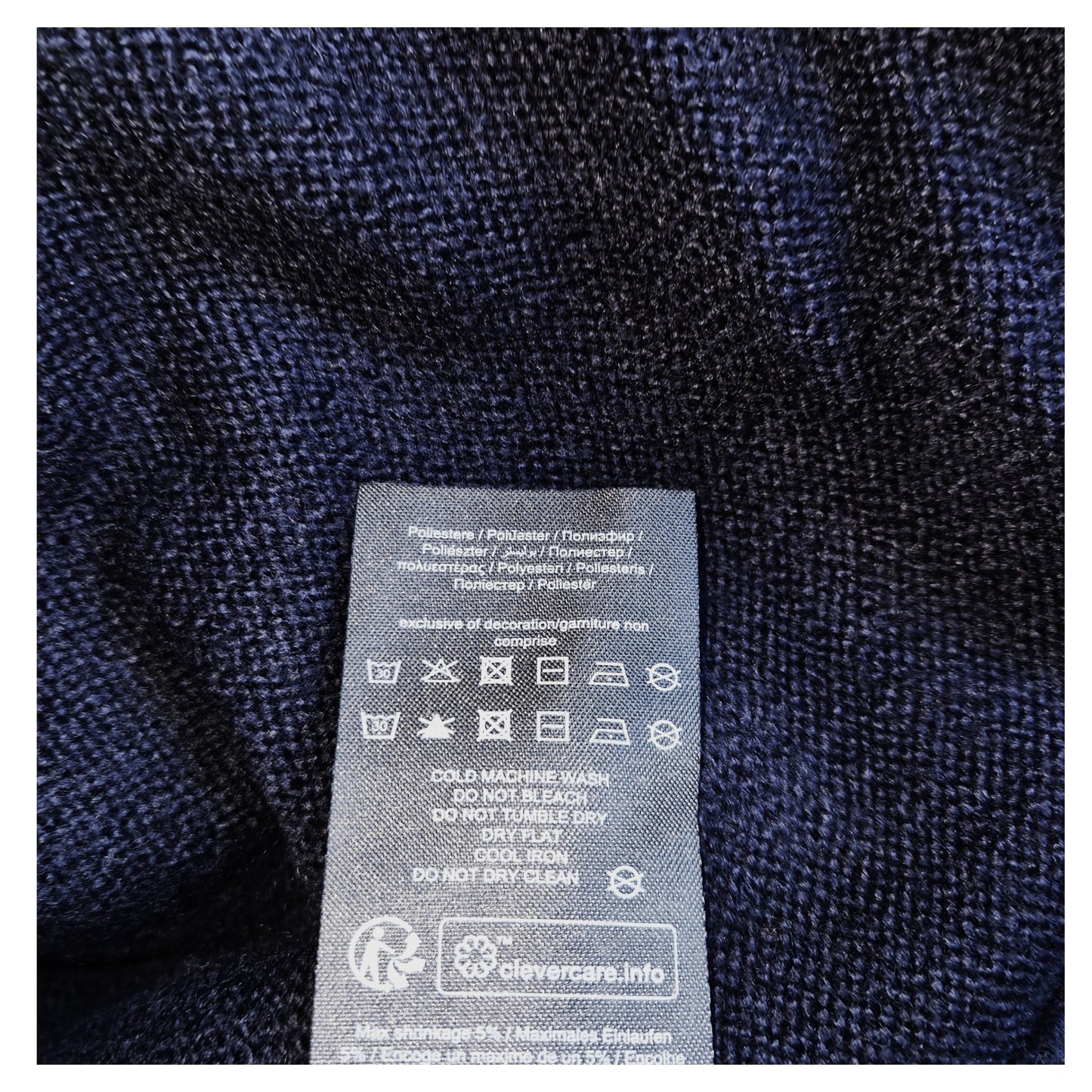 ,,ONLY" tamprus megztukas stulpelinio rašto (42-44 ir 50-52 dydžiai).