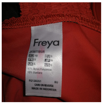 ,,FREYA" trijų dalių maudymosi kostiumėlis (S dydis).